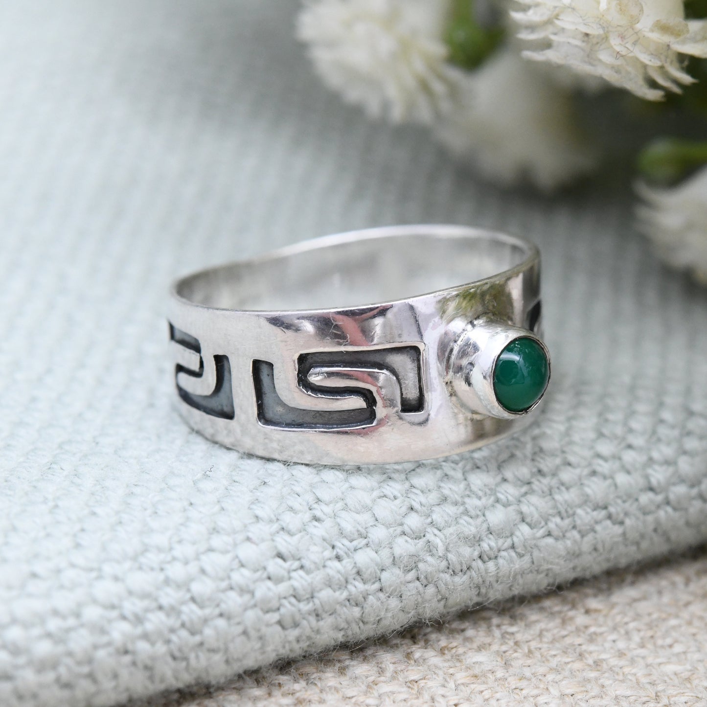 Vintage Sterling Silver Chrysoprase Statement Ring - Southwestern Style | Green Gemstone | UK Size - P | US Size - 7 1/2