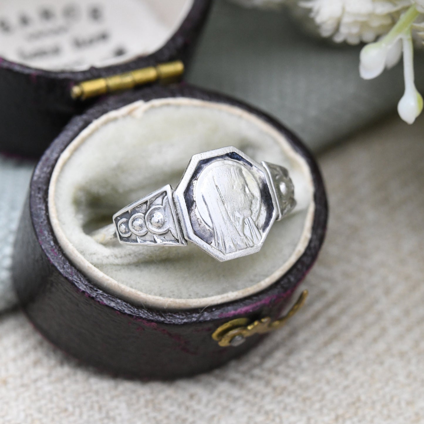 Vintage Silver Religious Saint Ring - Christian Unisex Gift Ring with Virgin Mary Halo Woman | UK Size - R 1/2 | US Size - 9