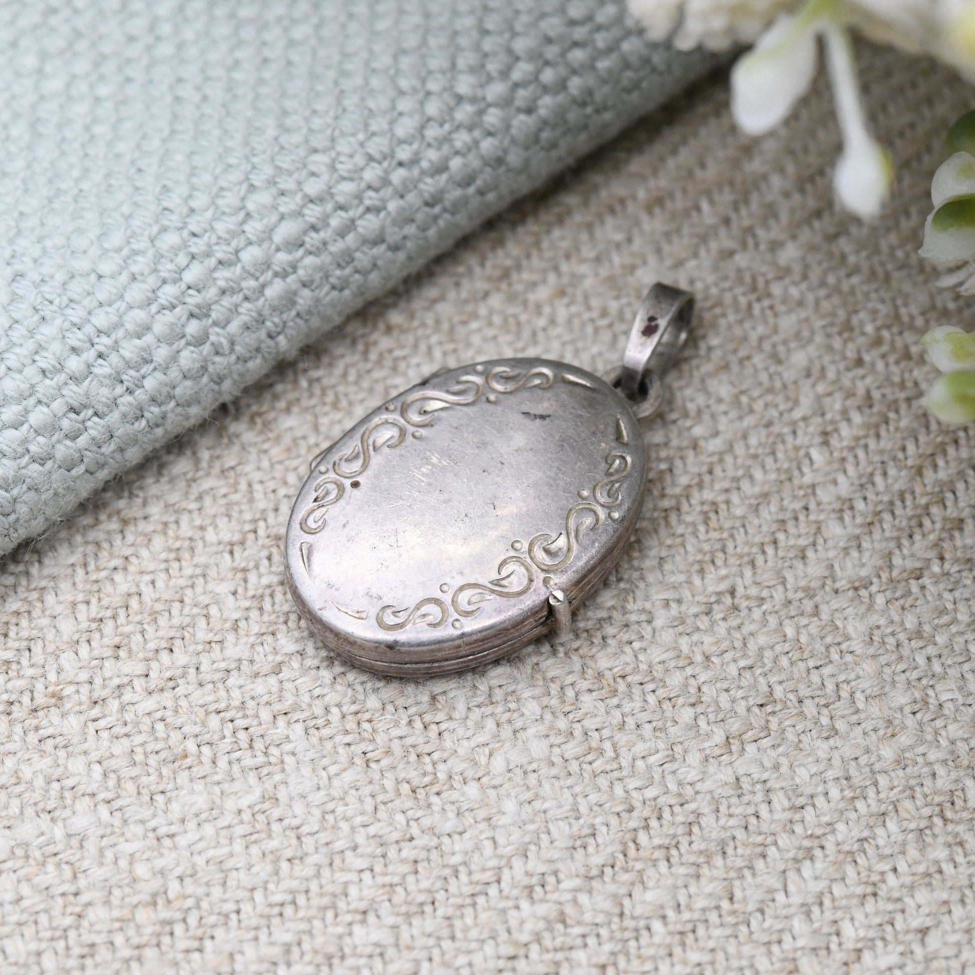 Vintage Sterling Silver Locket Pendant with Engraved S Design - Small Oval Locket Necklace