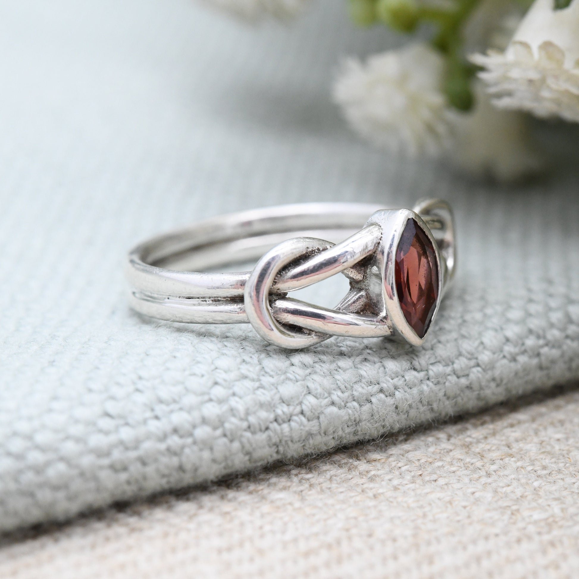 Sterling Silver Garnet Celtic Twist Ring - Pretty Red Stone Solitaire with Knotted Band | UK Size - R 1/2 | US Size - 8 3/4