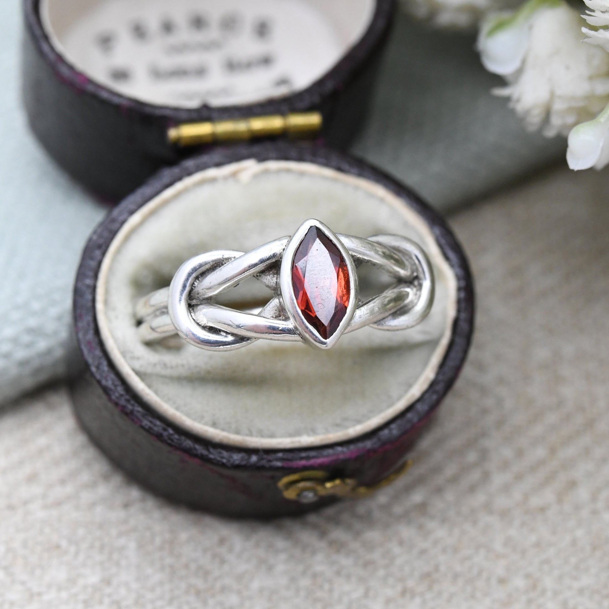 Sterling Silver Garnet Celtic Twist Ring - Pretty Red Stone Solitaire with Knotted Band | UK Size - R 1/2 | US Size - 8 3/4