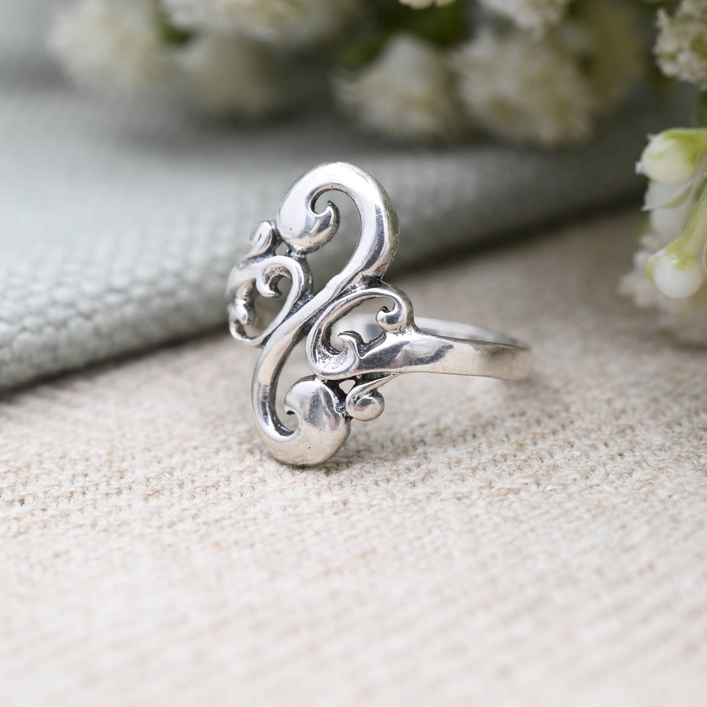 Vintage Sterling Silver Wave Form Ring - Openwork Band S Shape | Pretty Everyday Jewellery | UK Size - K | US Size - 5 1/4