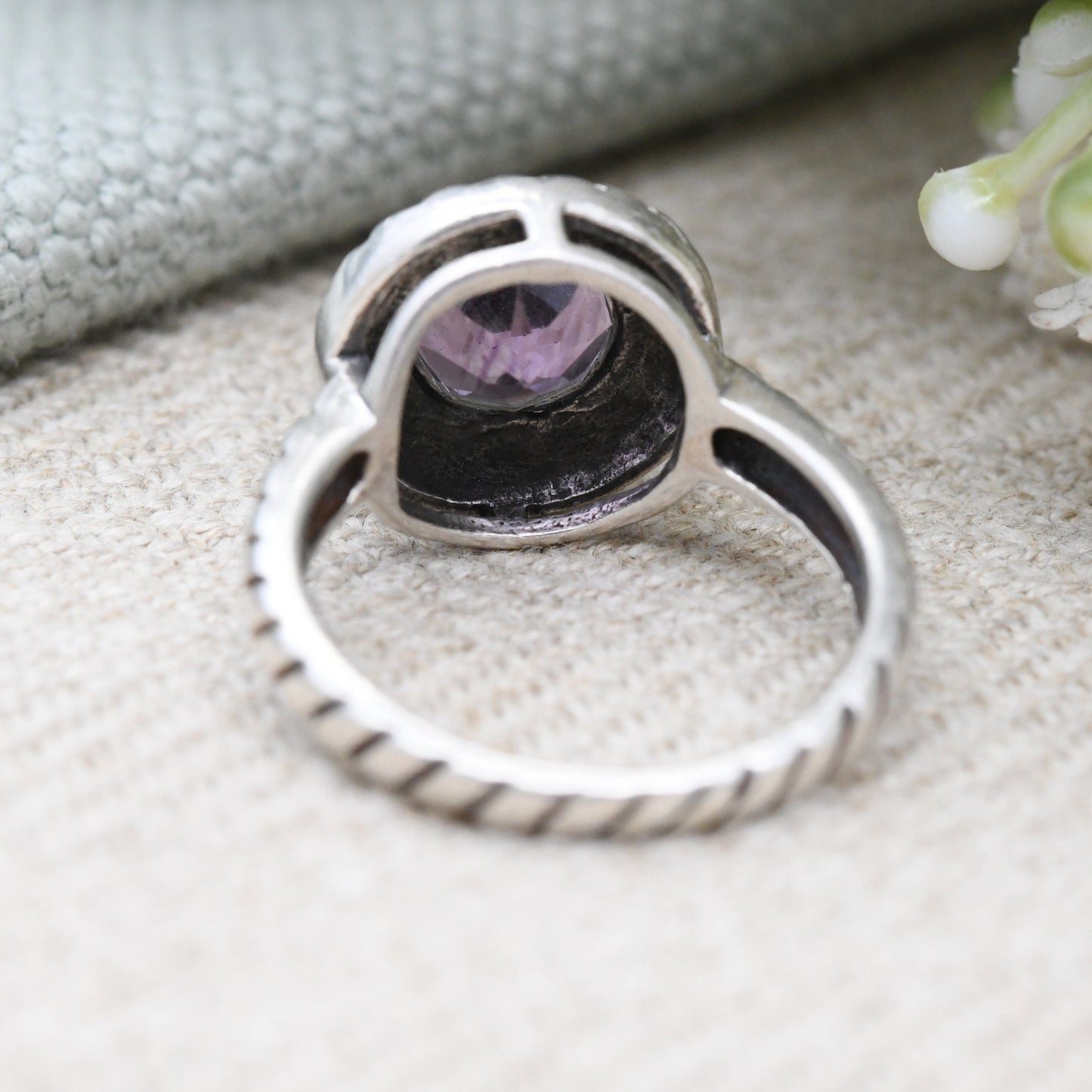 Sterling Silver Amethyst Ring with Striped Band - Large Purple Stone Solitaire | UK Size - K 1/2 | US Size - 5 1/2