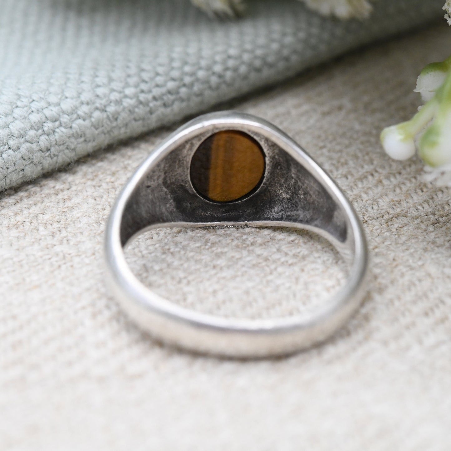 Vintage Sterling Silver Tiger's Eye Signet Ring 1994 by Exchange Findings Ltd - Chunky Silver Unisex Signet | UK Size - T | US Size - 9 1/2