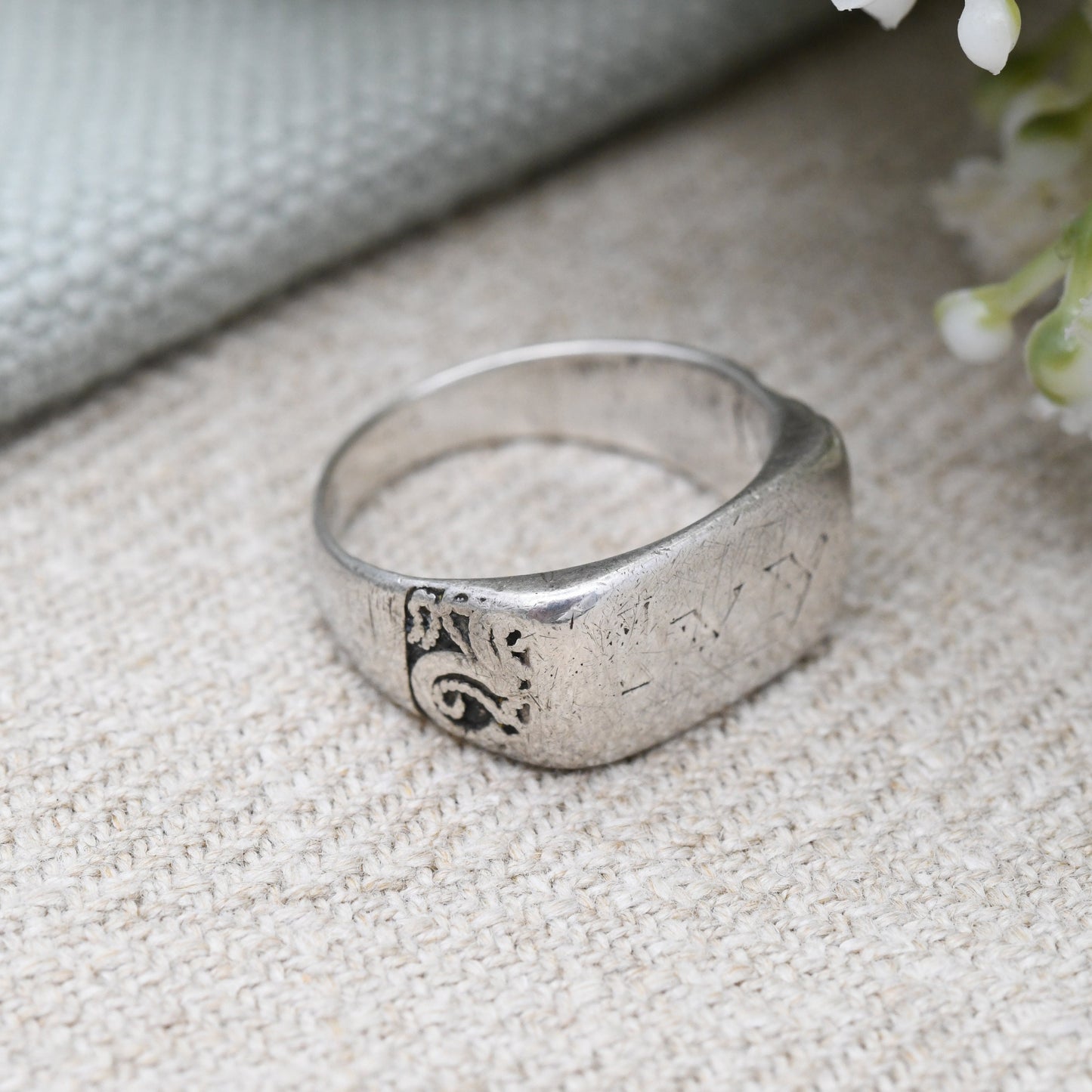 True Vintage Sterling Silver Signet Ring IVY - Unisex Statement Ring with Name Engraving | Antique Style | UK Size - O | US Size - 7 1/4