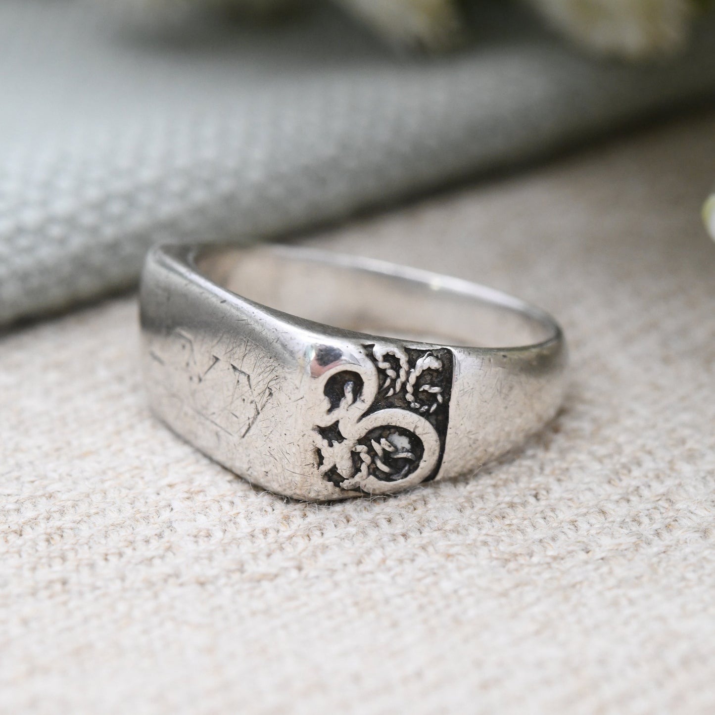 True Vintage Sterling Silver Signet Ring IVY - Unisex Statement Ring with Name Engraving | Antique Style | UK Size - O | US Size - 7 1/4