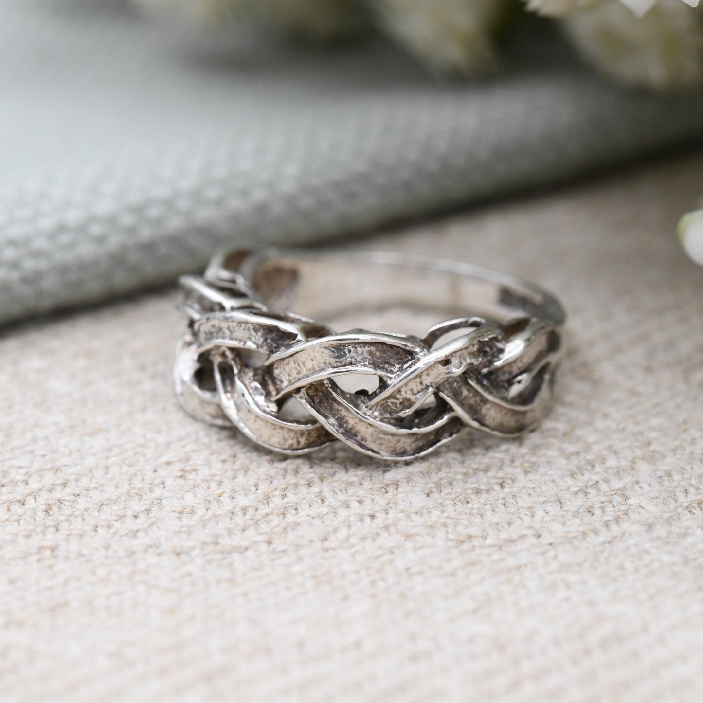 Vintage Sterling Silver Plaited Band Ring 1976 - Openwork Woven Knotted Band | Unisex Mid-Century Jewellery | UK Size - L 1/2 | US Size - 6