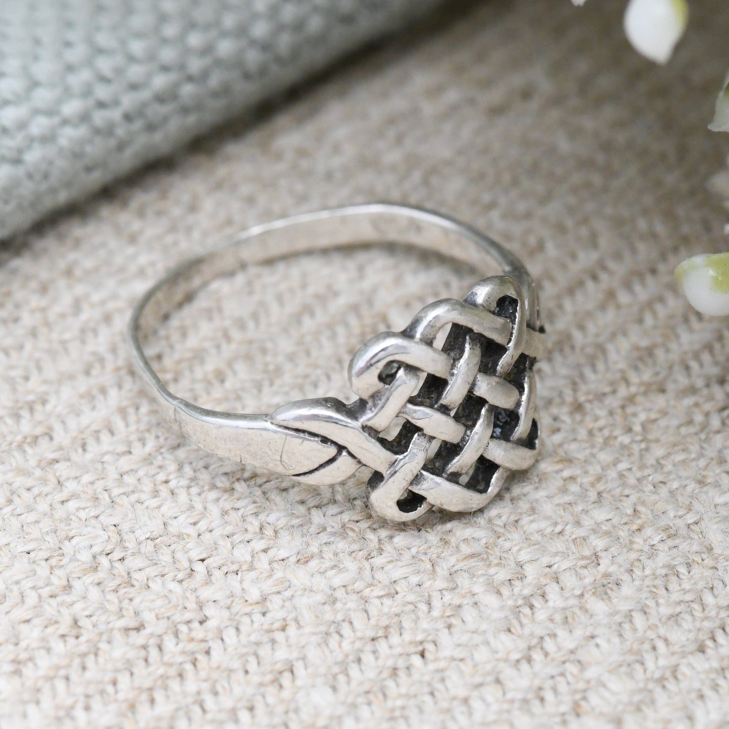 Vintage Sterling Silver Celtic Knot Ring - Woven Design | Unisex Statement | UK Size - L | US Size - 5 3/4