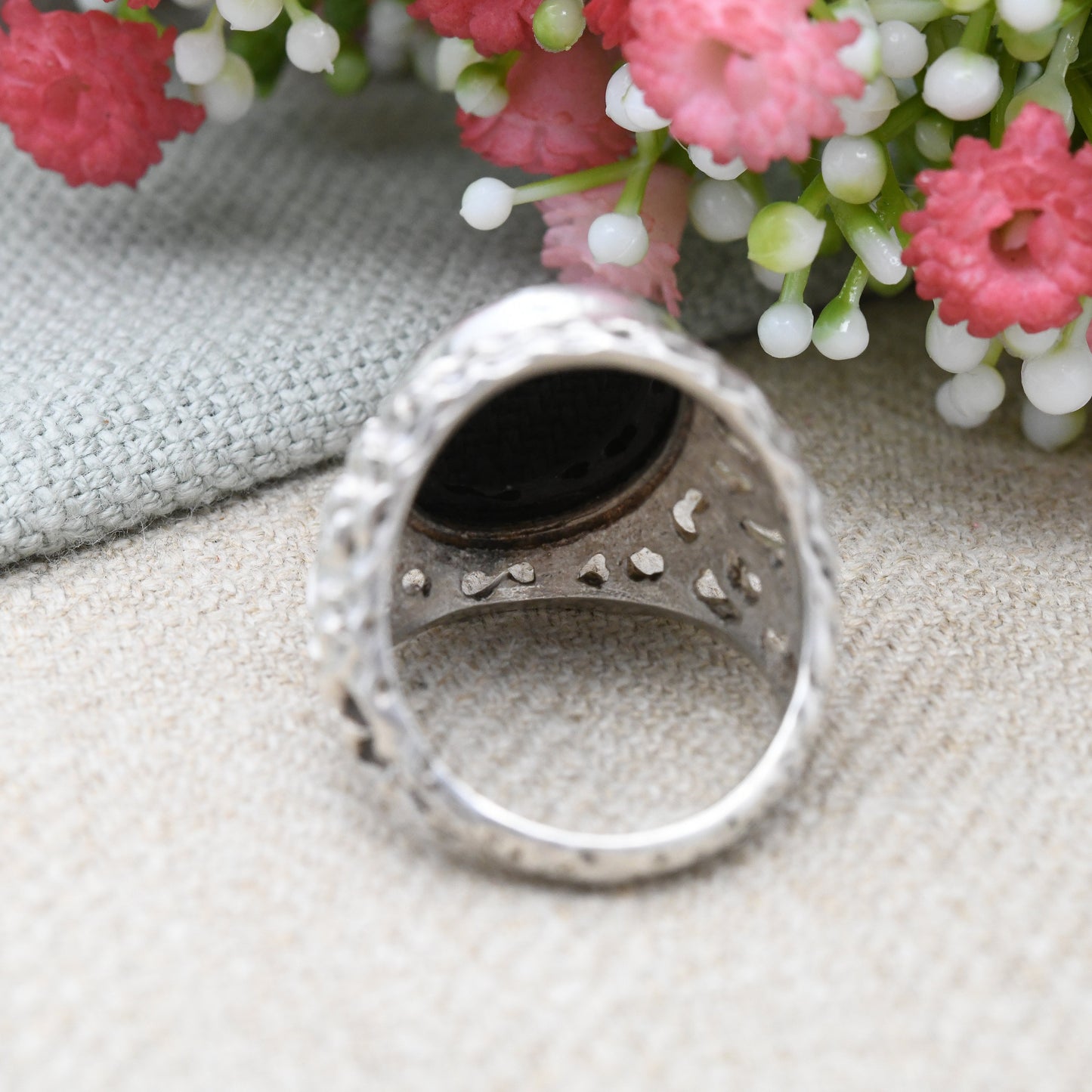 Vintage Brutalist Sterling Silver Onyx Ring 1970 - Large Statement Signet | Dramatic Mid-Century Textured | UK Size - R | US Size - 8 1/2