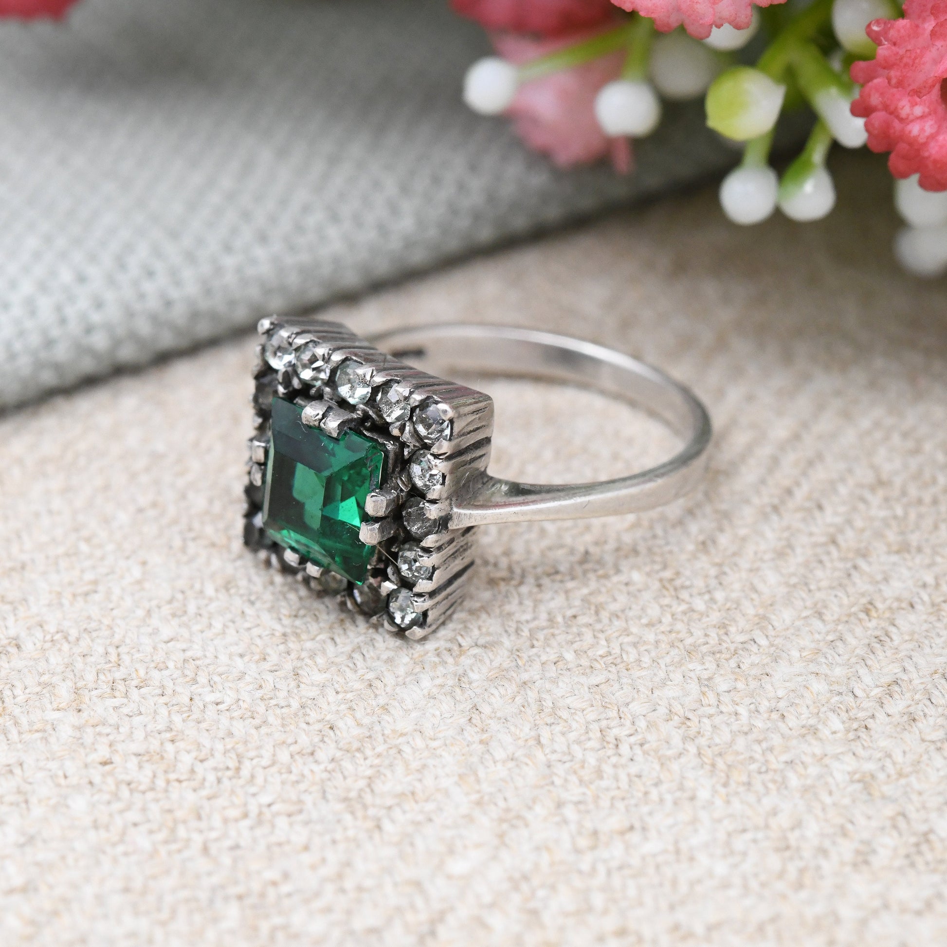 Vintage Ciro SCP Silver Paste Ring - Emerald Green Clear Stone Cocktail Ring | Square Shape | Deco Designer | UK Size - O | US Size - 7 1/4