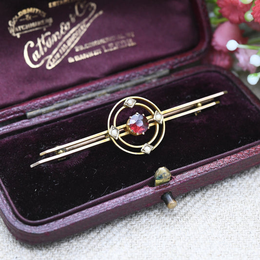 Antique Edwardian 9ct Gold Brooch with Garnet and Pearls - Pretty Modernist Design | Contemporary Antique Style Bar Brooch