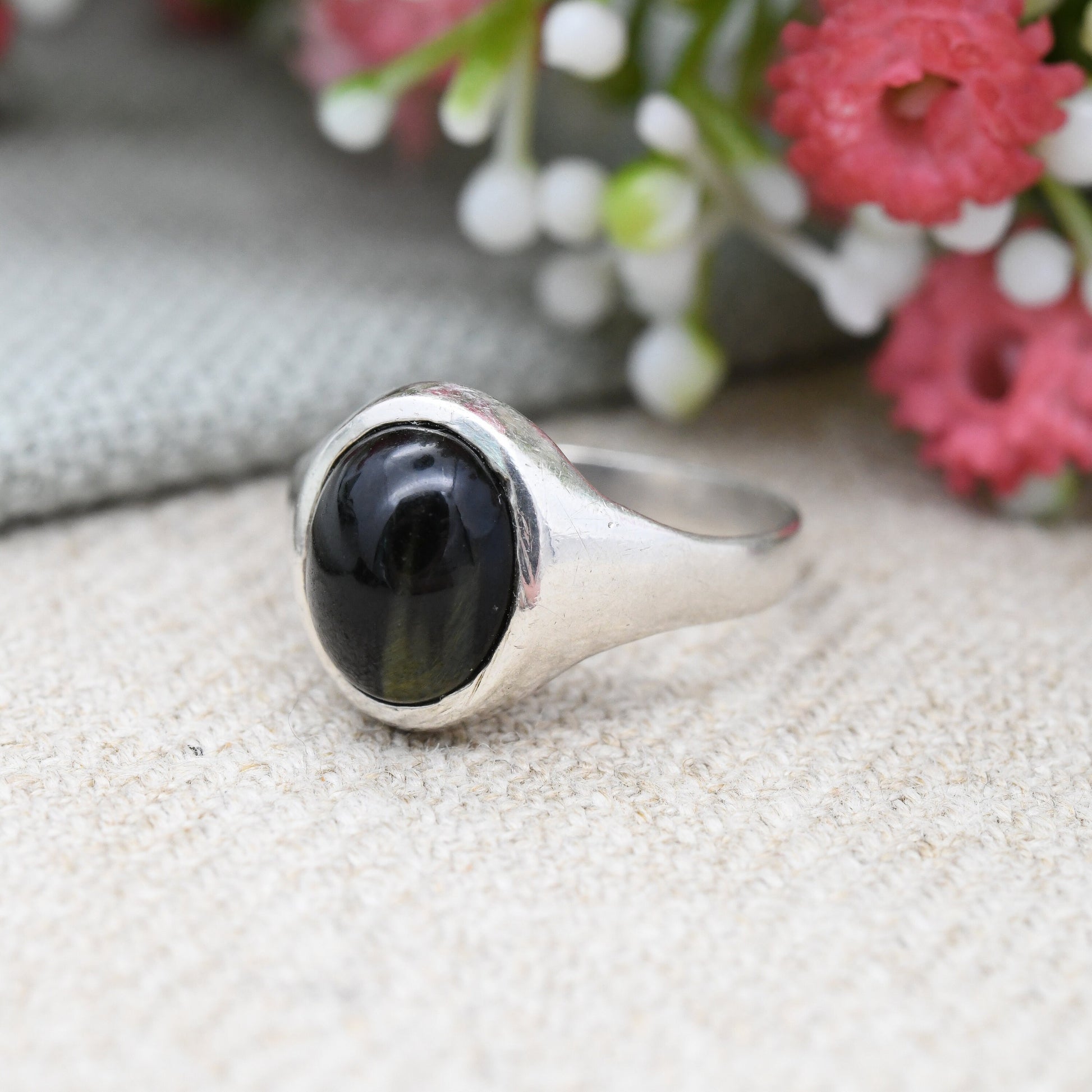 Vintage Sterling Silver Black Tiger's Eye Signet Ring - Unusual Chatoyant Dark Gemstone Unisex Jewellery | UK Size - P | US Size - 7 1/2