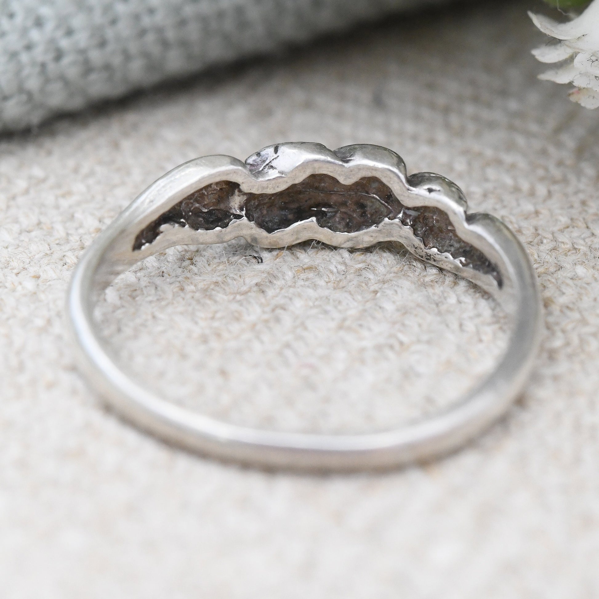 Vintage Sterling Silver Twist Ring - Minimalist Everyday Ring | Pretty Spiral Design | UK Size - N 1/2 | US Size - 7