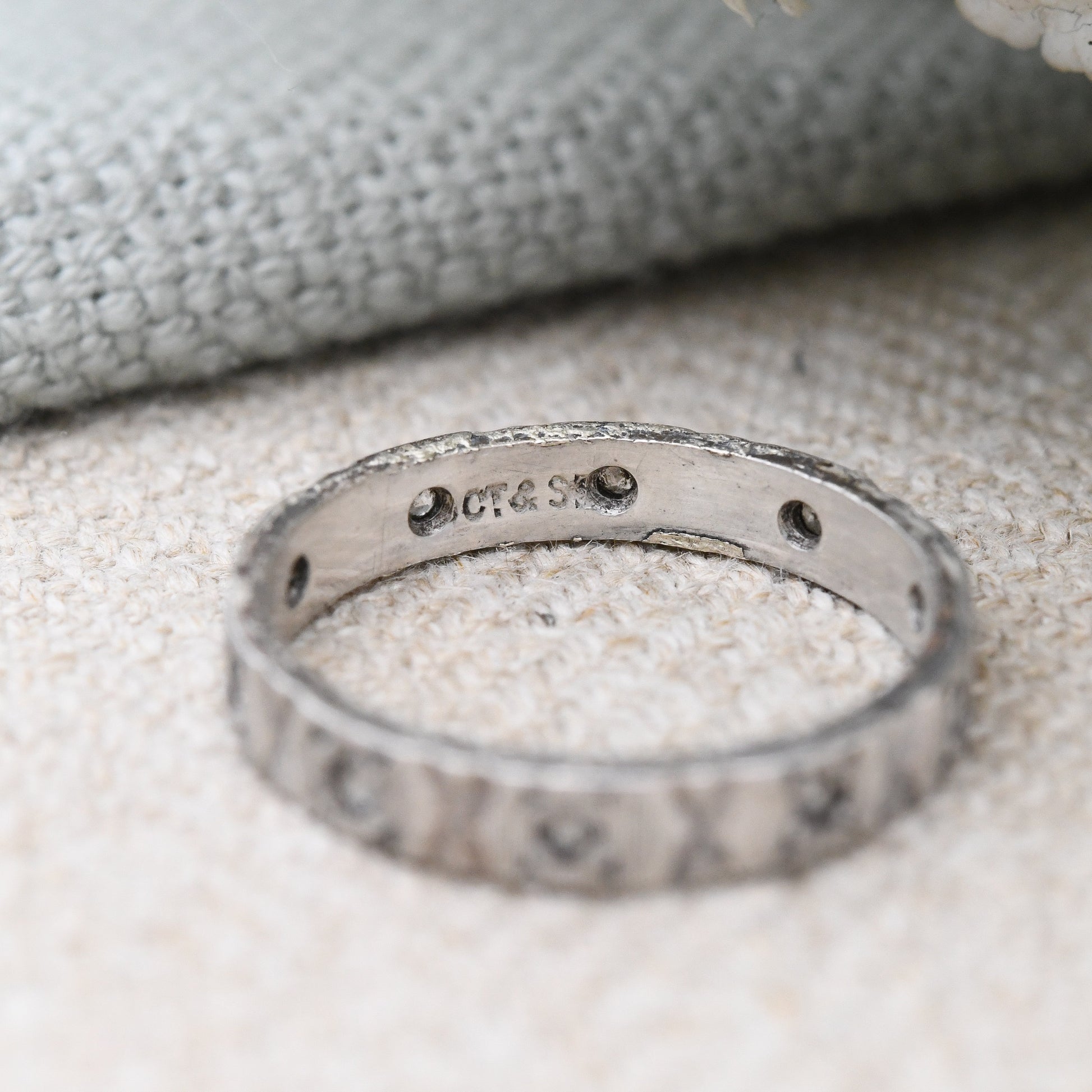 Vintage Sterling Silver Clear Stone Eternity Band Ring - Minimal Stacking Ring | X Pattern | UK Size - L 1/2 | US Size - 6