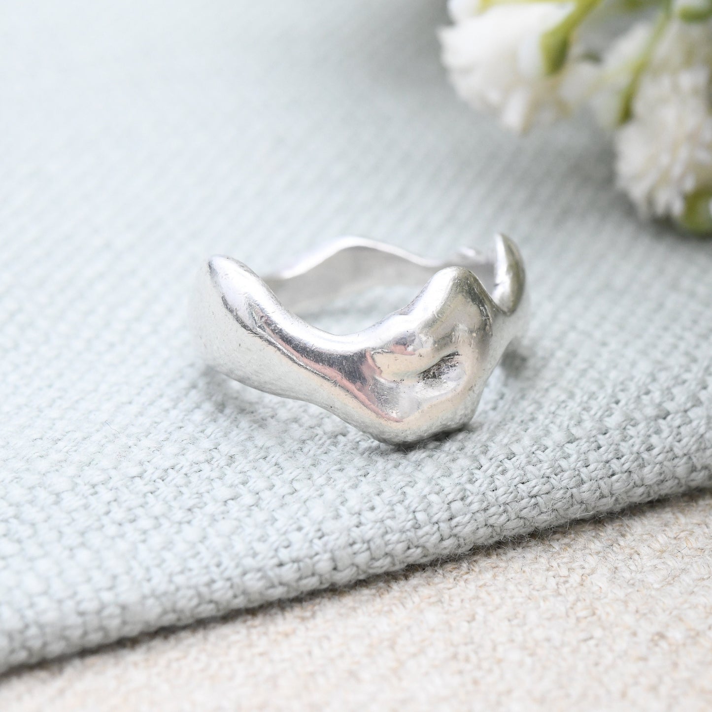 Vintage Sterling Silver Abstract Shape Wave Form Ring 1993 - Minimalist Y2K Chunky Silver Band | UK Size - L | US Size - 5 3/4