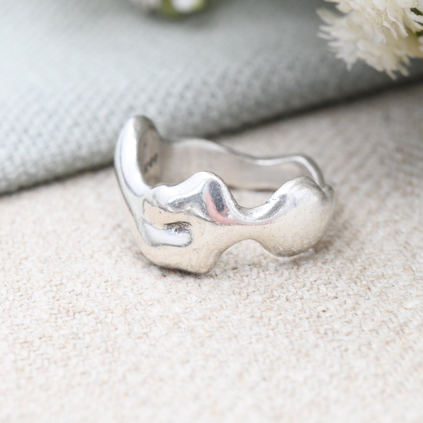 Vintage Sterling Silver Abstract Shape Wave Form Ring 1993 - Minimalist Y2K Chunky Silver Band | UK Size - L | US Size - 5 3/4