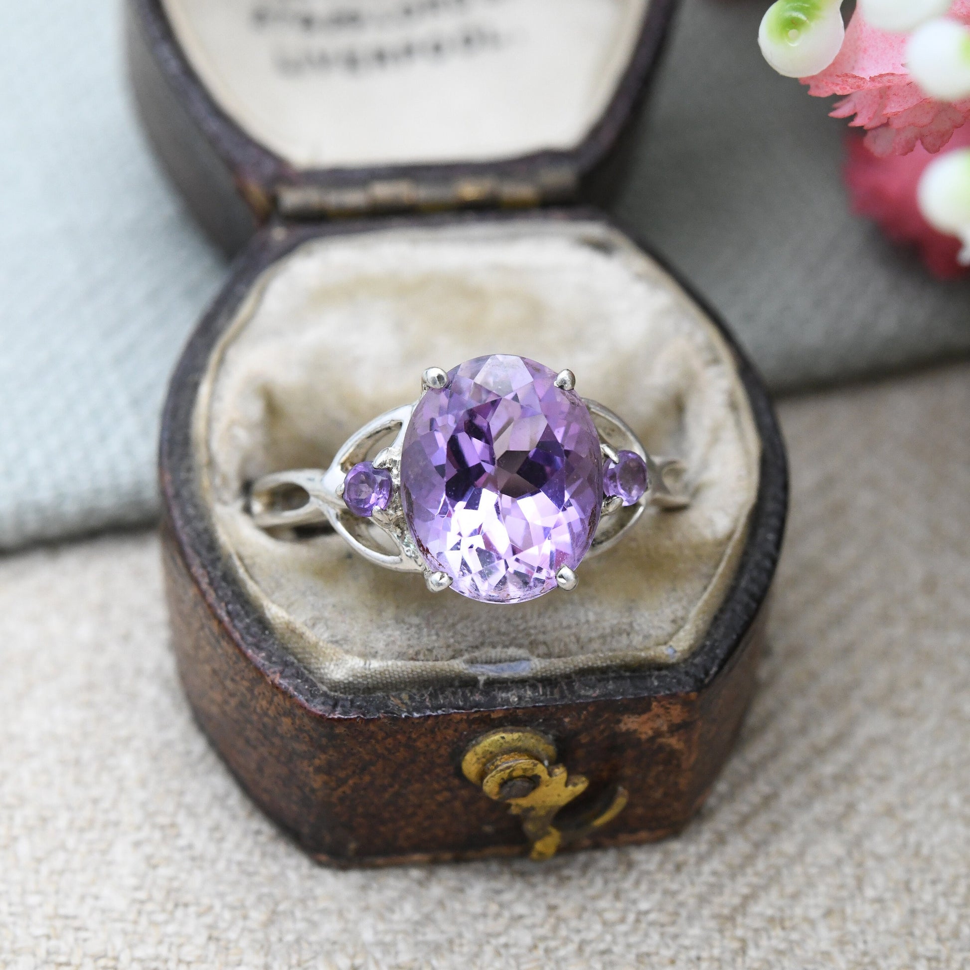 Vintage Sterling Silver Amethyst Ring with Pretty Celtic Band - Large Purple Stone Three Stone Trilogy | UK Size - P 1/2 | US Size - 7 3/4