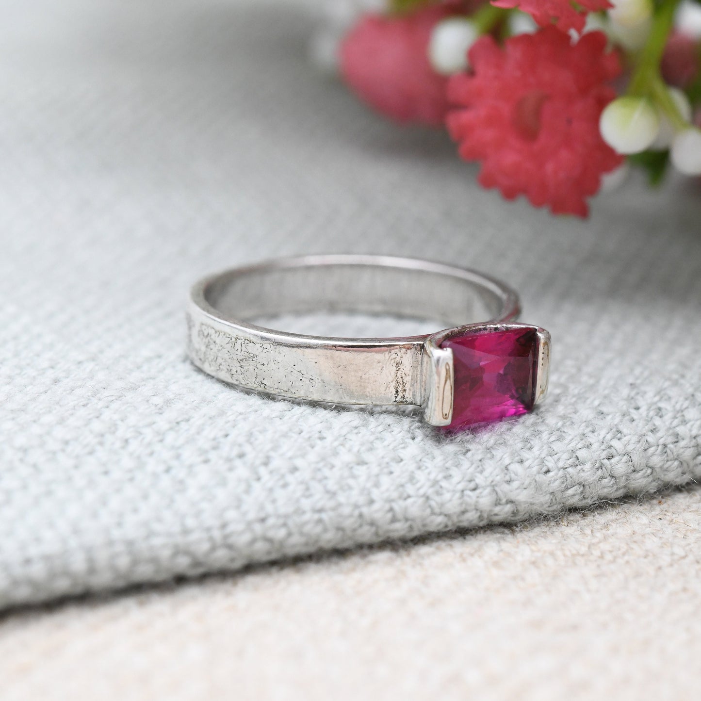 Vintage Sterling Silver Pink Stone Solitaire Ring - Minimal Bright | Pretty Gift for Her | UK Size - P | US Size - 7 1/2