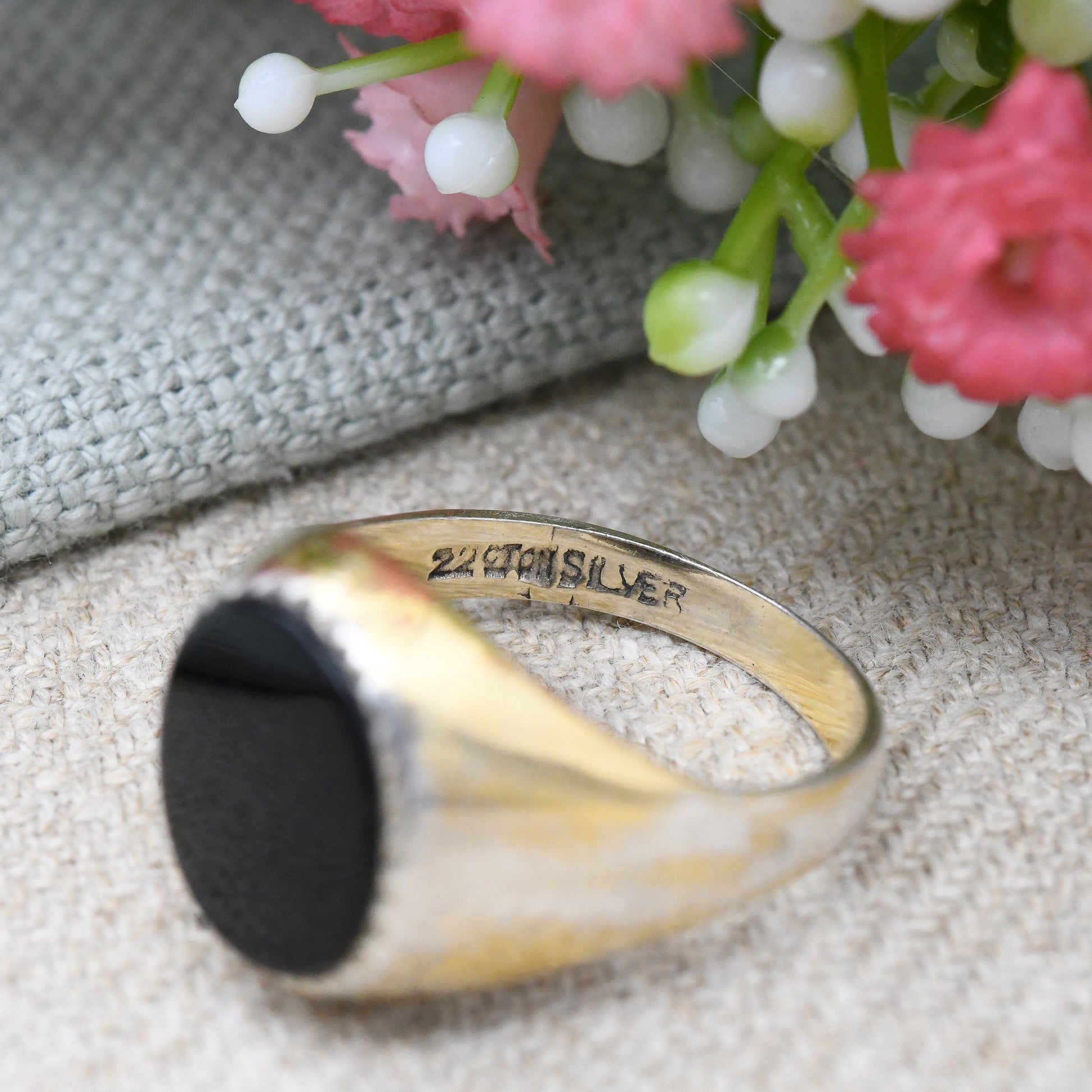 Vintage Gold Plated Sterling Silver Onyx Signet Ring - 22ct On Silver | Chunky Large Unisex Jewellery | UK Size - R | US Size - 8 1/2