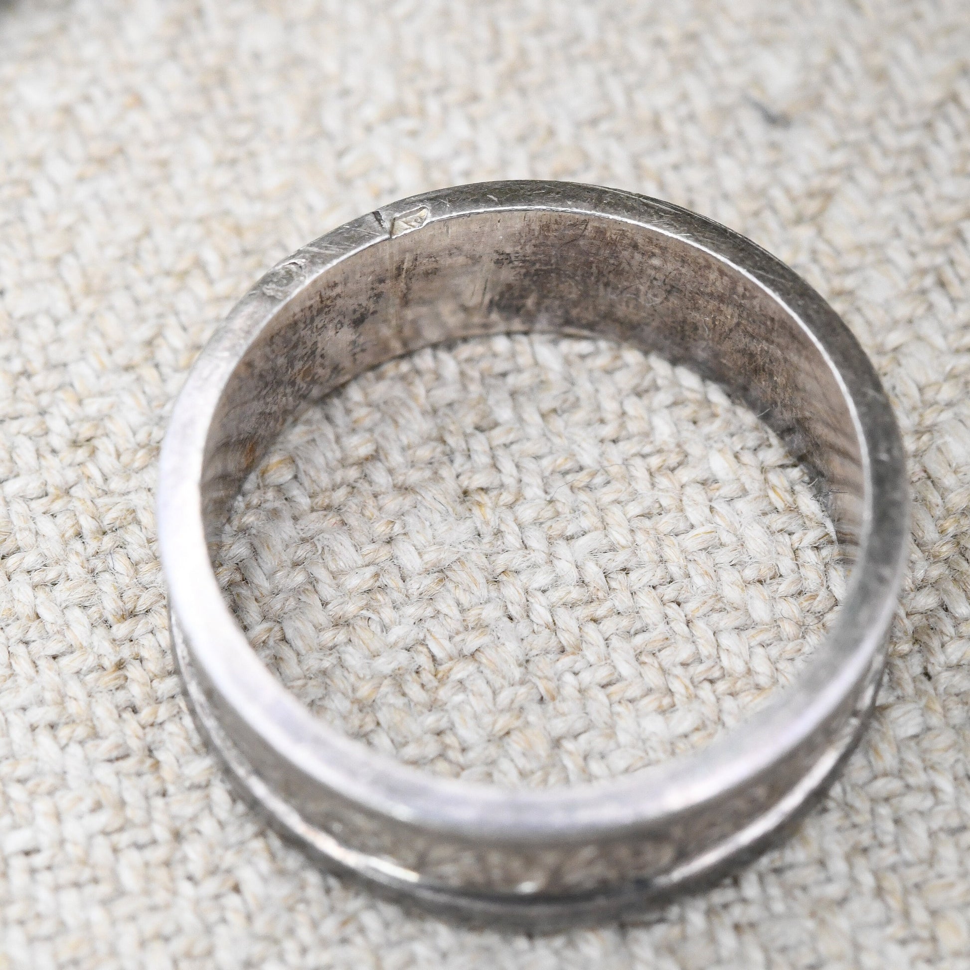 Vintage French Silver Floral Band Ring - Pretty Scrolling Design Textured Silver | UK Size - M 1/2 | US Size - 6 1/2