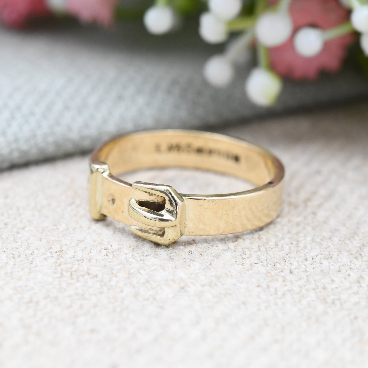 Vintage 9ct Gold Buckle Ring 1988 - Minimal Belt Band Mid-Century Victorian Style | Everyday Unisex Gold | UK Size - N 1/2 | US Size - 6 3/4