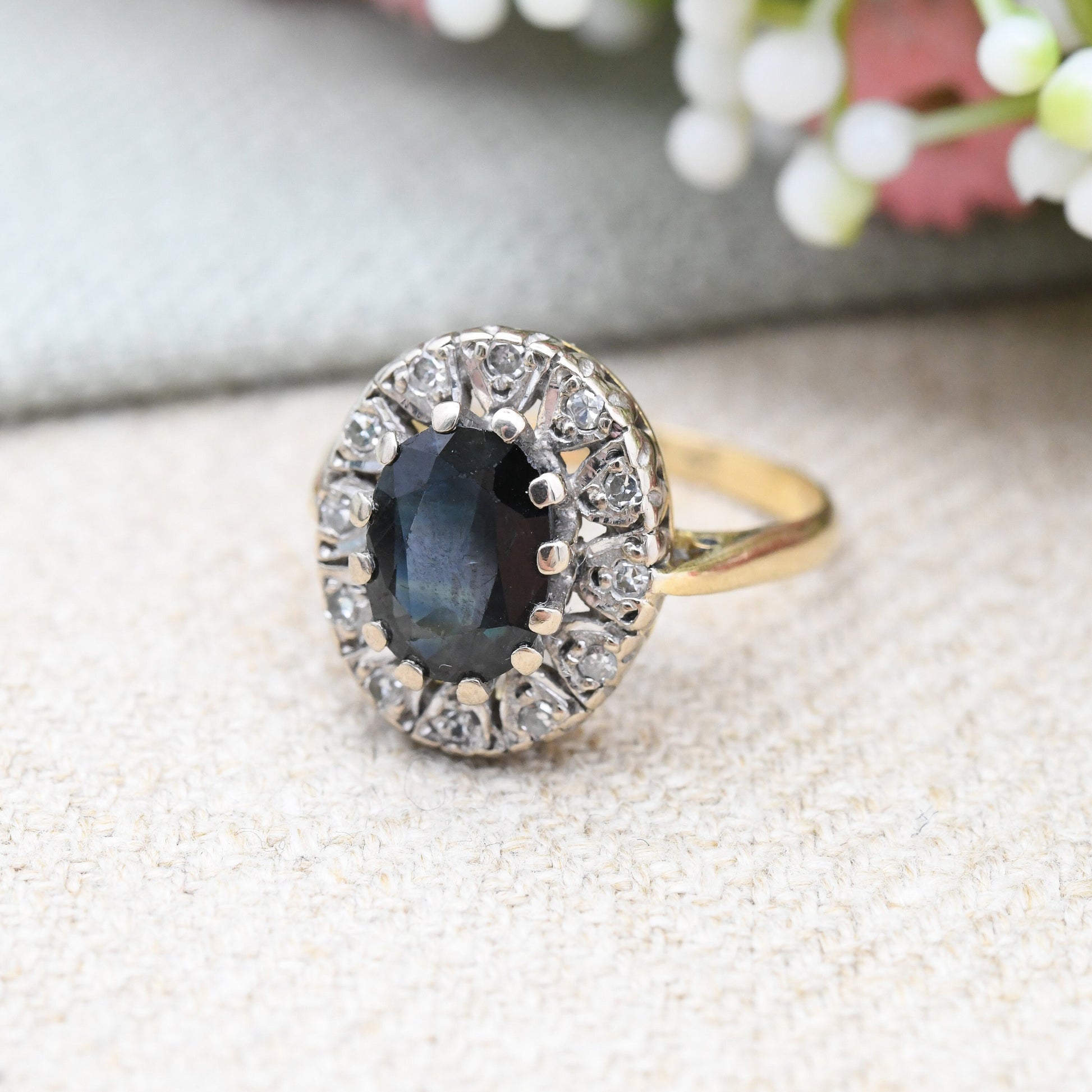 Vintage 18ct Gold Sapphire and Diamond Halo Ring - Mid-Century Vintage Cocktail Statement Ring | UK Size - M 1/2 | US Size - 6 1/2