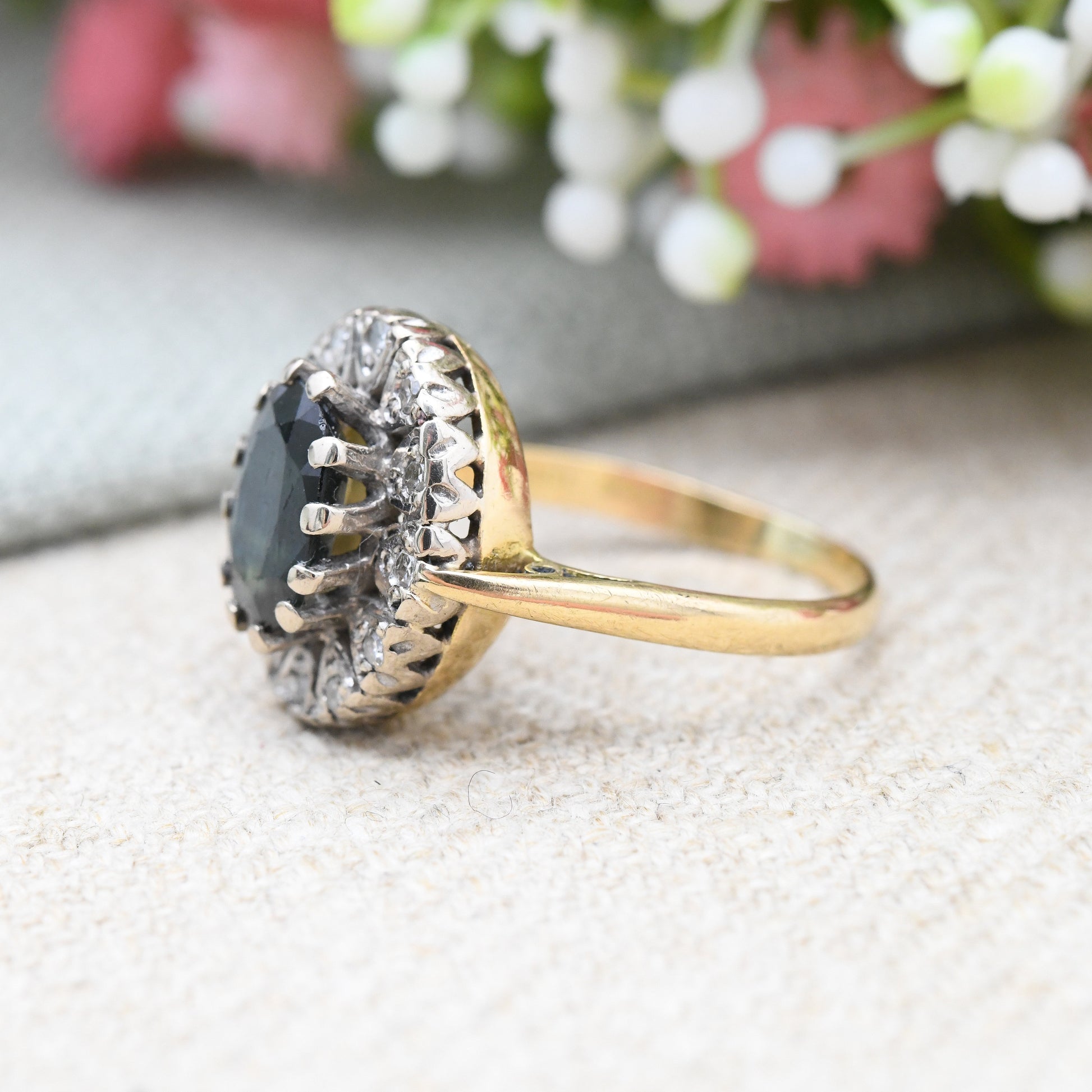 Vintage 18ct Gold Sapphire and Diamond Halo Ring - Mid-Century Vintage Cocktail Statement Ring | UK Size - M 1/2 | US Size - 6 1/2