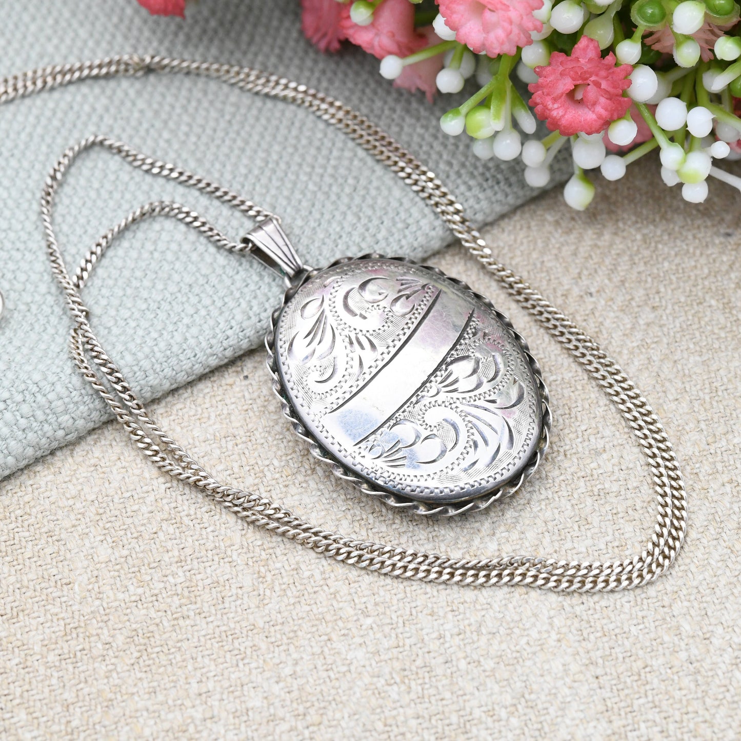 Vintage Sterling Silver Locket Pendant Necklace with Engraved Design 1995 - Space for Engraving Oval Shape on Flat Curb Chain | Pretty Gift