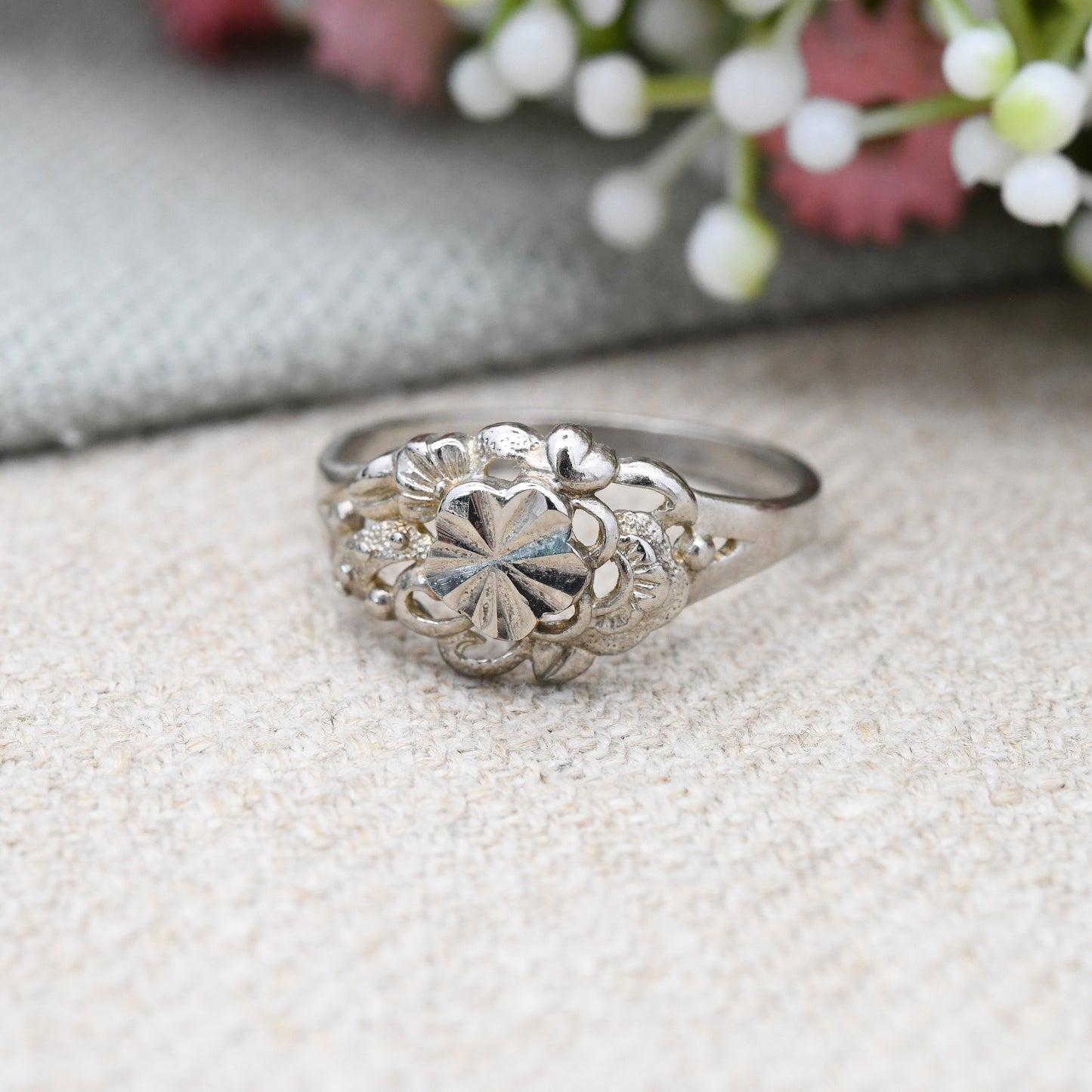 Vintage Sterling Silver Flower Ring - Unusual Mid-Century Textured Detailed Shape | Pretty Vintage Gift | UK Size - P | US Size - 7 1/2