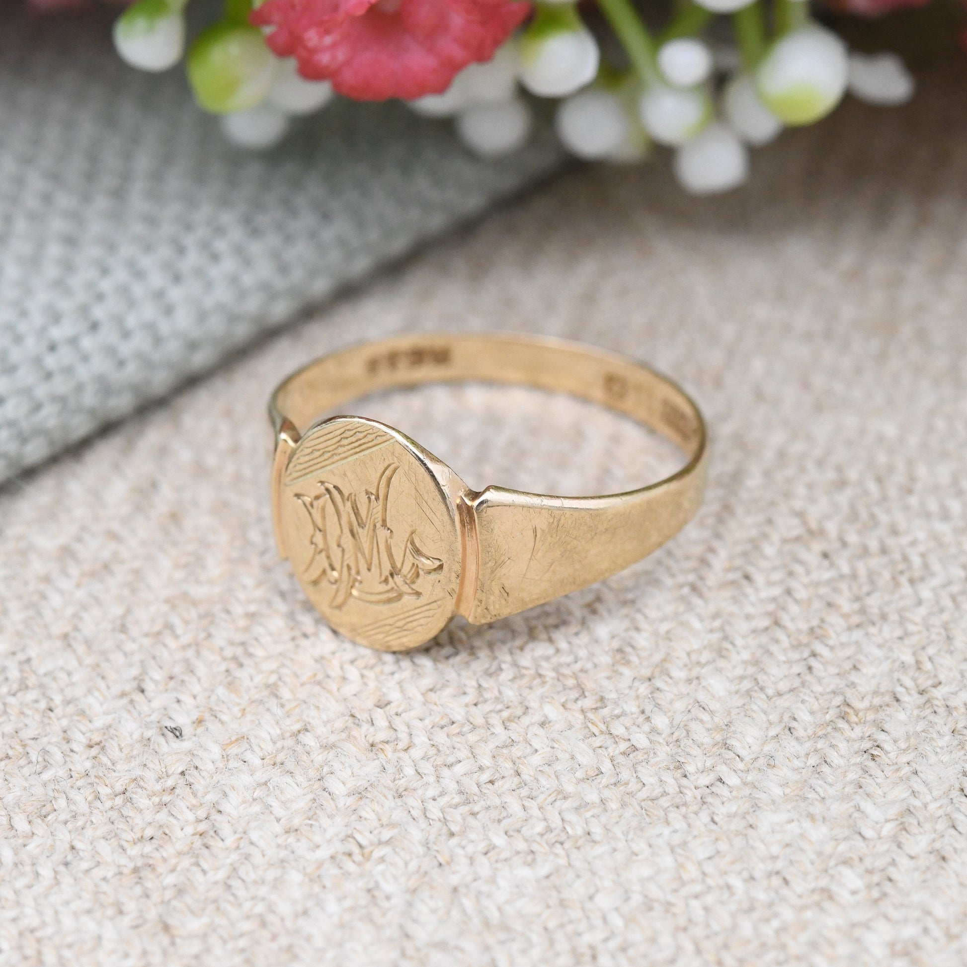 Vintage 9ct Gold Monogram Signet Ring 1955 - Mid-Century Engraved Initial Ring | Unisex Gold Pinkie Ring | UK Size - L | US Size - 5 3/4