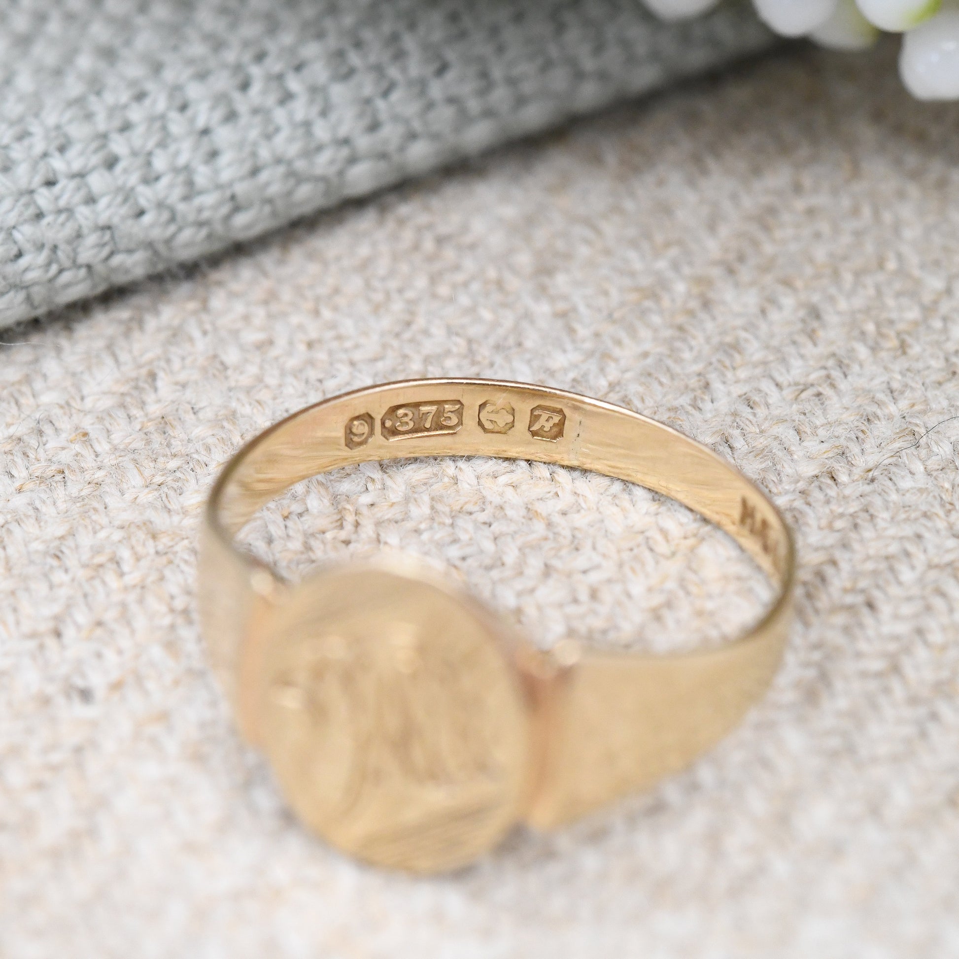 Vintage 9ct Gold Monogram Signet Ring 1955 - Mid-Century Engraved Initial Ring | Unisex Gold Pinkie Ring | UK Size - L | US Size - 5 3/4