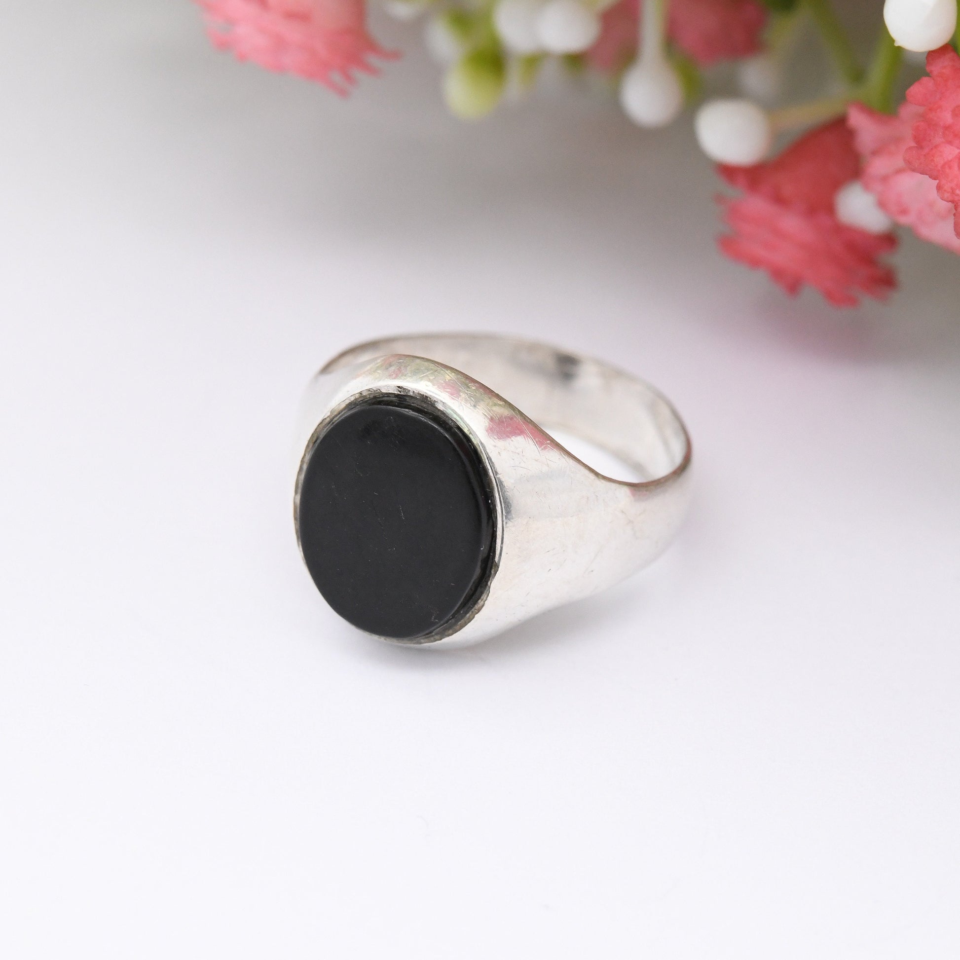 Vintage Sterling Silver Onyx Signet Ring - Unisex Oval Black Stone Ring | UK Size - O | US Size - 7 1/4