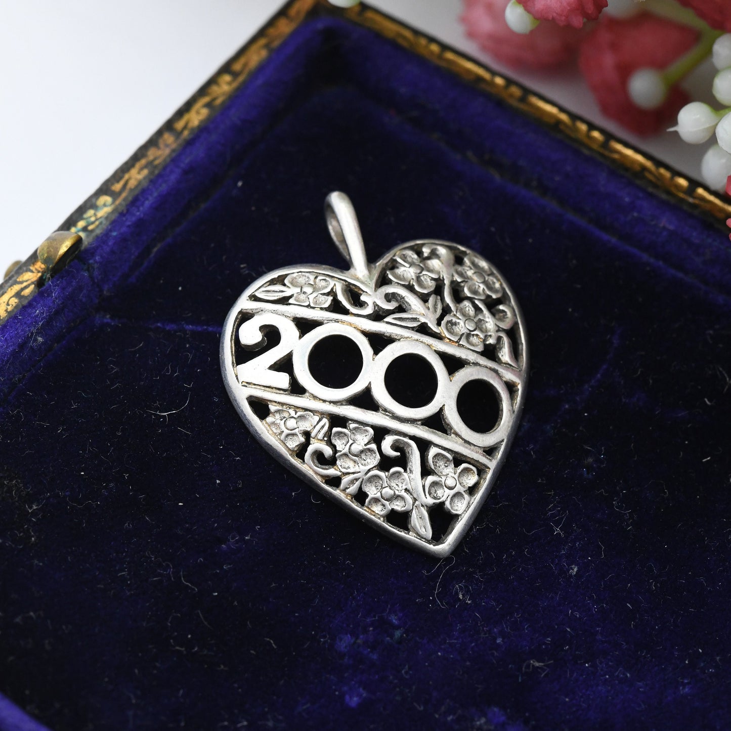 Vintage Sterling Silver 2000 Millennium Pendant Flower Heart Shape - Sweet Birthday Gift for 2000s Baby | Pretty Y2K Jewellery Openwork