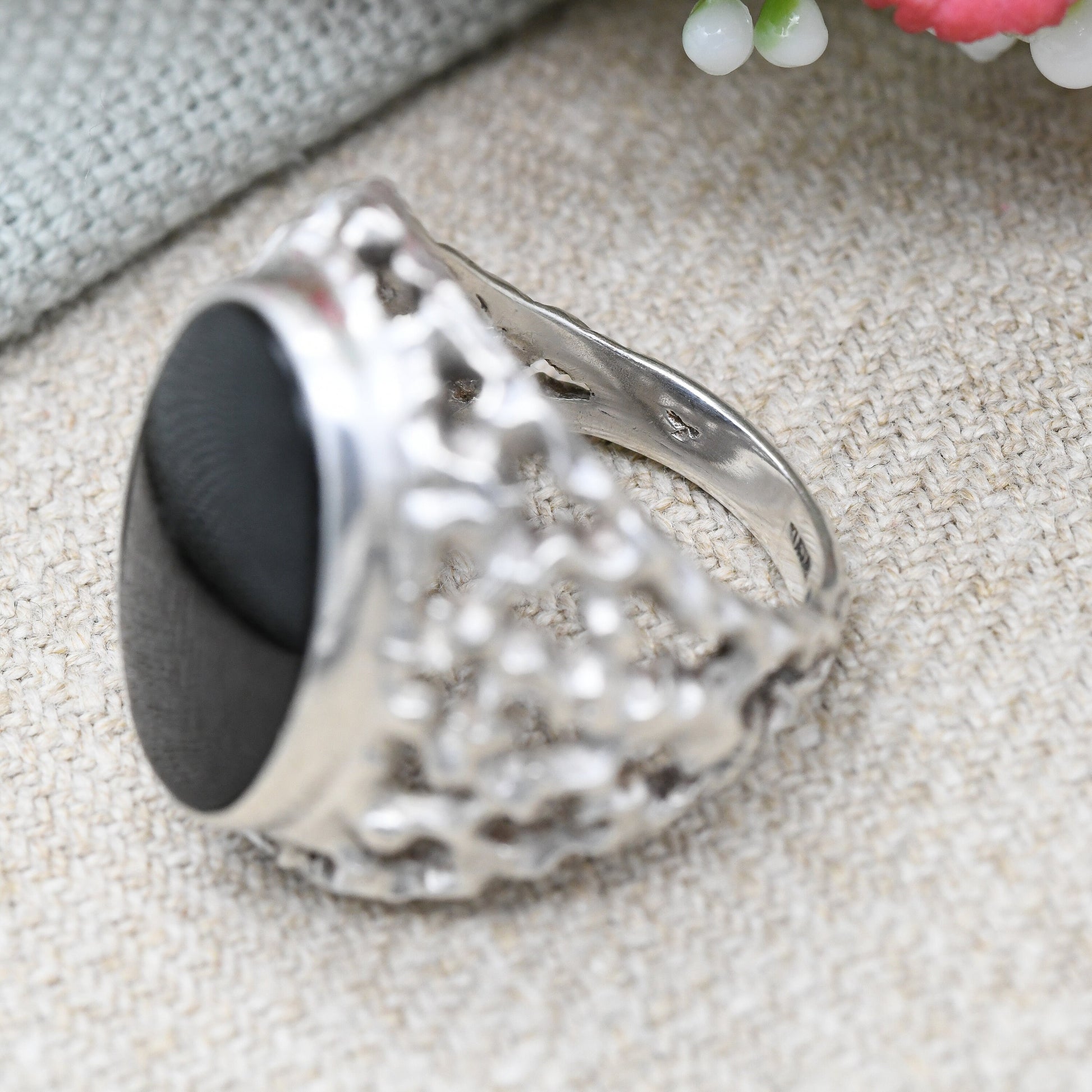 Vintage Brutalist Sterling Silver Onyx Ring 1970 - Large Statement Signet | Dramatic Mid-Century Textured | UK Size - R | US Size - 8 1/2