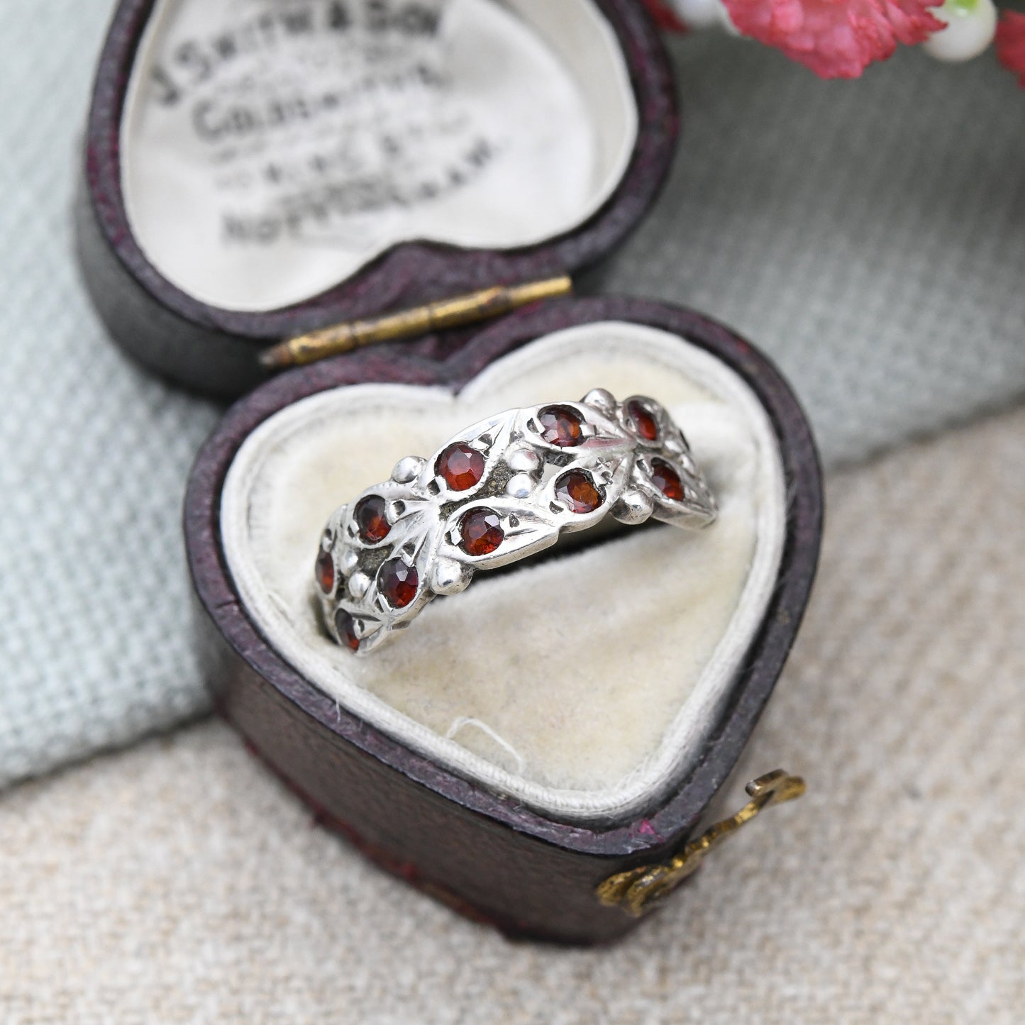 Vintage Sterling Silver Garnet Half Eternity Band Ring - Teardrop Leaf Design | Double Band | Pretty Gift | UK Size - K | US Size - 5 1/4