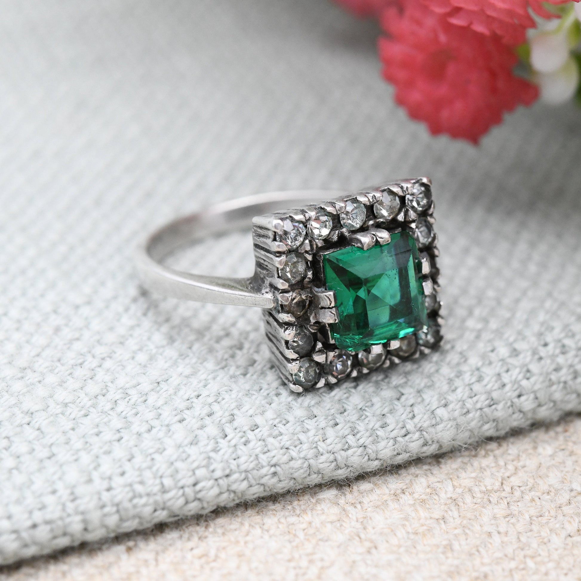 Vintage Ciro SCP Silver Paste Ring - Emerald Green Clear Stone Cocktail Ring | Square Shape | Deco Designer | UK Size - O | US Size - 7 1/4