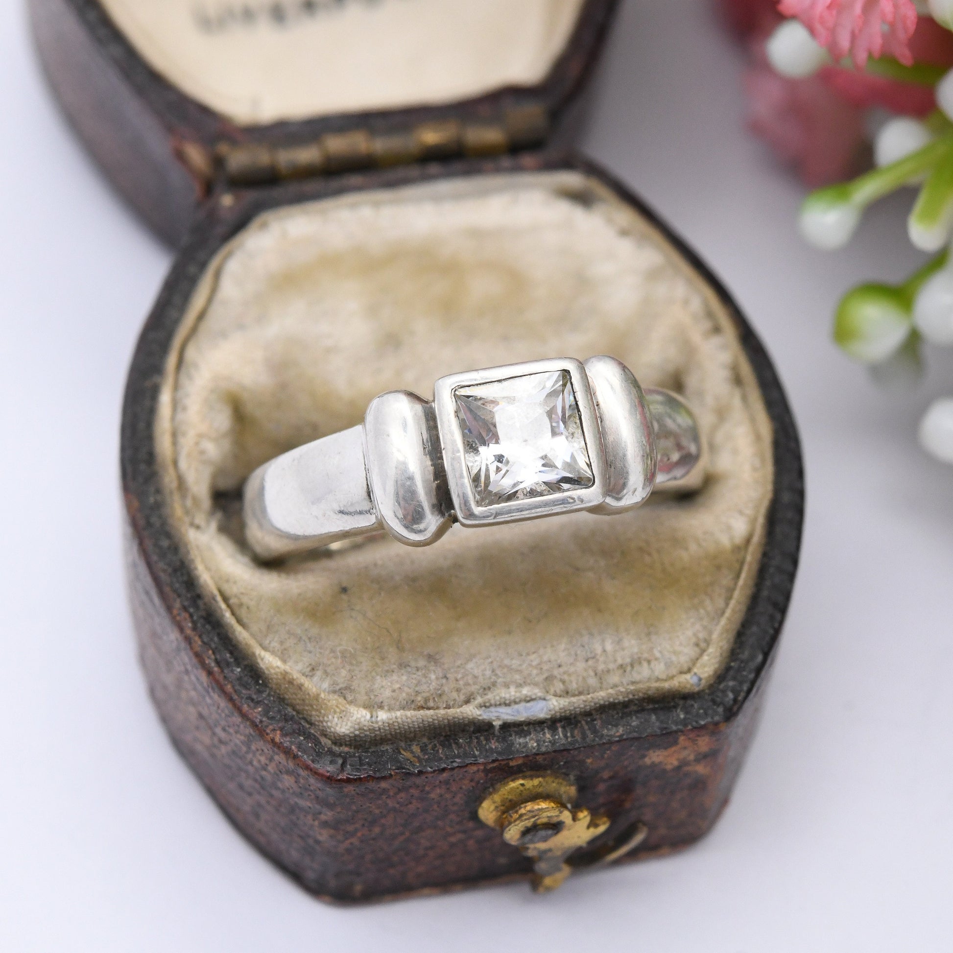 Vintage Sterling Silver Cubic Zirconia Solitaire Ring - Large Square White Stone CZ Chunky Ring Y2K | UK Size - M 1/2 | US Size - 6 1/2