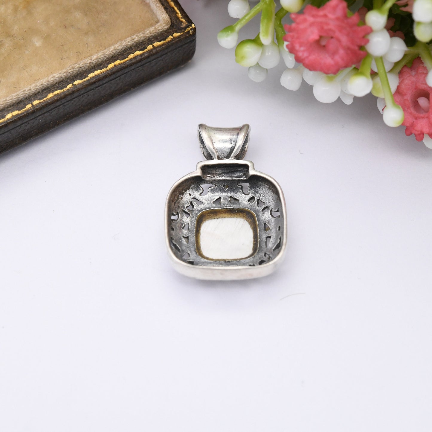 Vintage Sterling Silver Mother of Pearl Square Pendant - Pretty Silver Gift Necklace with Ornate Scrolling Leaf Design