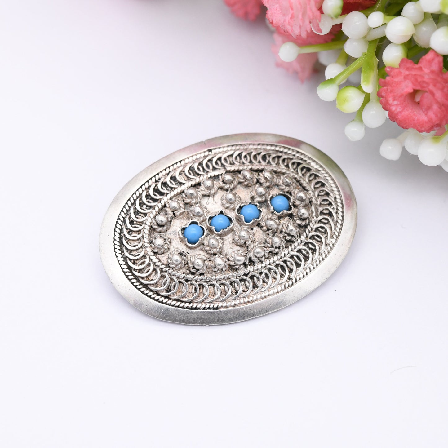 Vintage Silver Cannetille Brooch with Blue Glass Stones - Oval Shape | Rope Twist Granulated Design