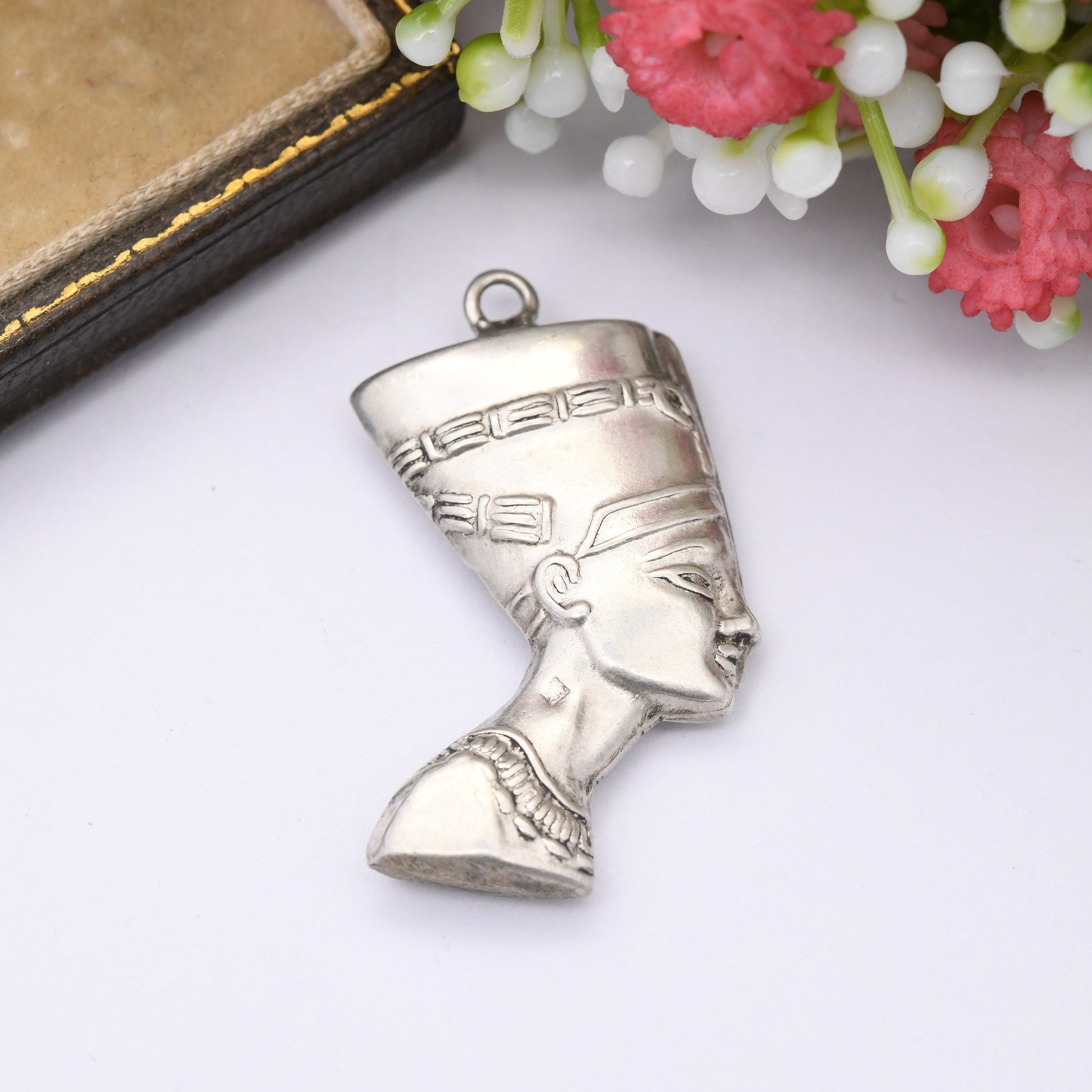 Vintage Silver Egyptian Queen Nefertiti Pendant - Ancient Egypt Pharaoh | Detailed 3D Design | Charm Necklace Stack