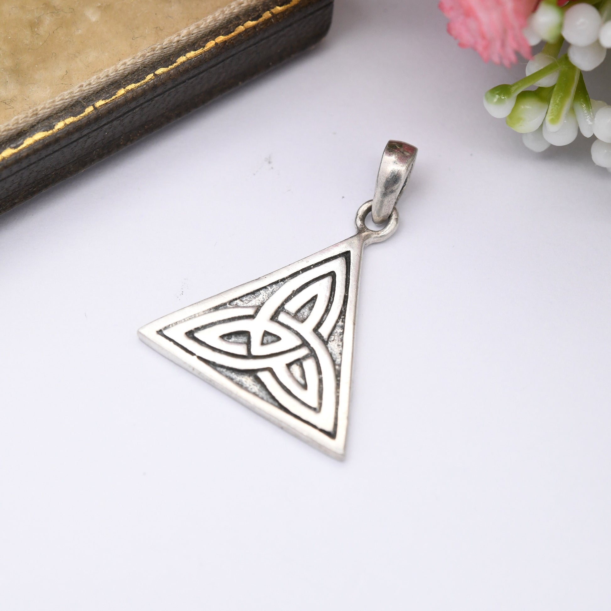 Vintage Sterling Silver Celtic Knot Triquetra Pendant - Solid Silver Triangle Pendant for Necklace Stack Unisex Vintage Gift