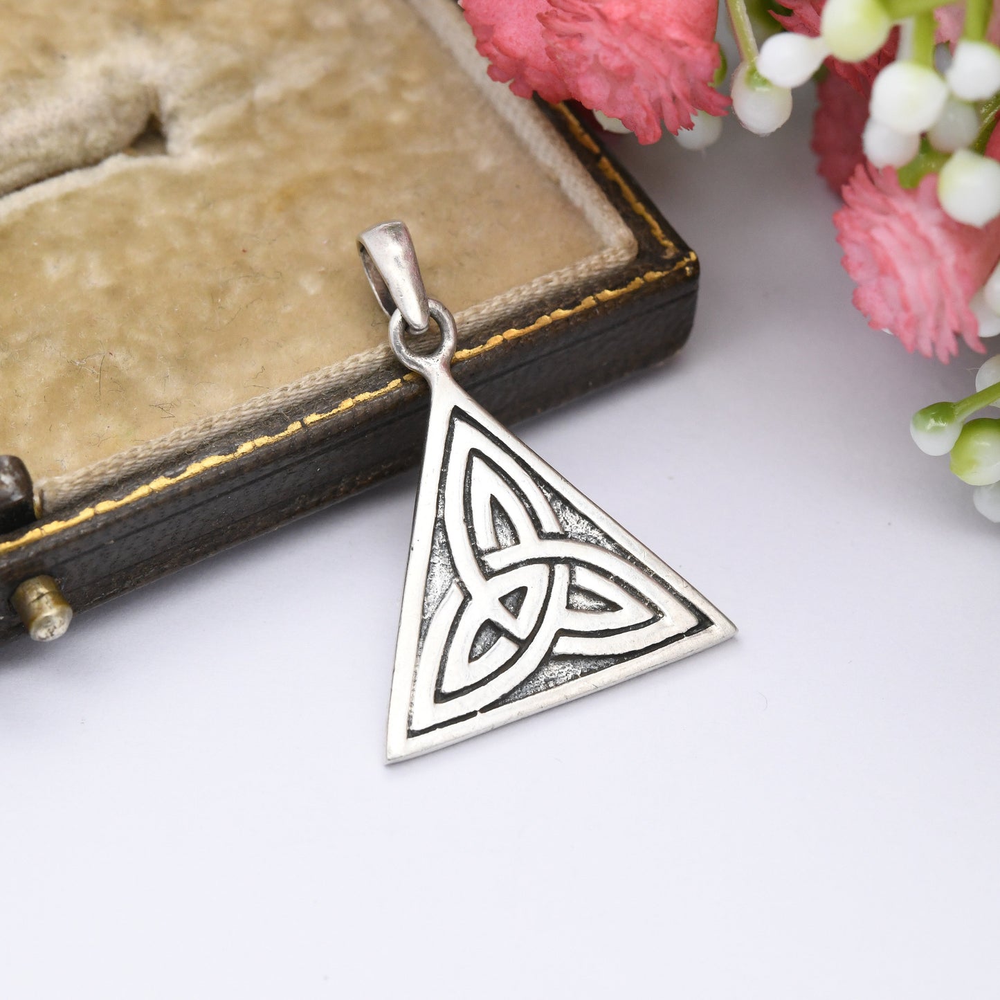 Vintage Sterling Silver Celtic Knot Triquetra Pendant - Solid Silver Triangle Pendant for Necklace Stack Unisex Vintage Gift