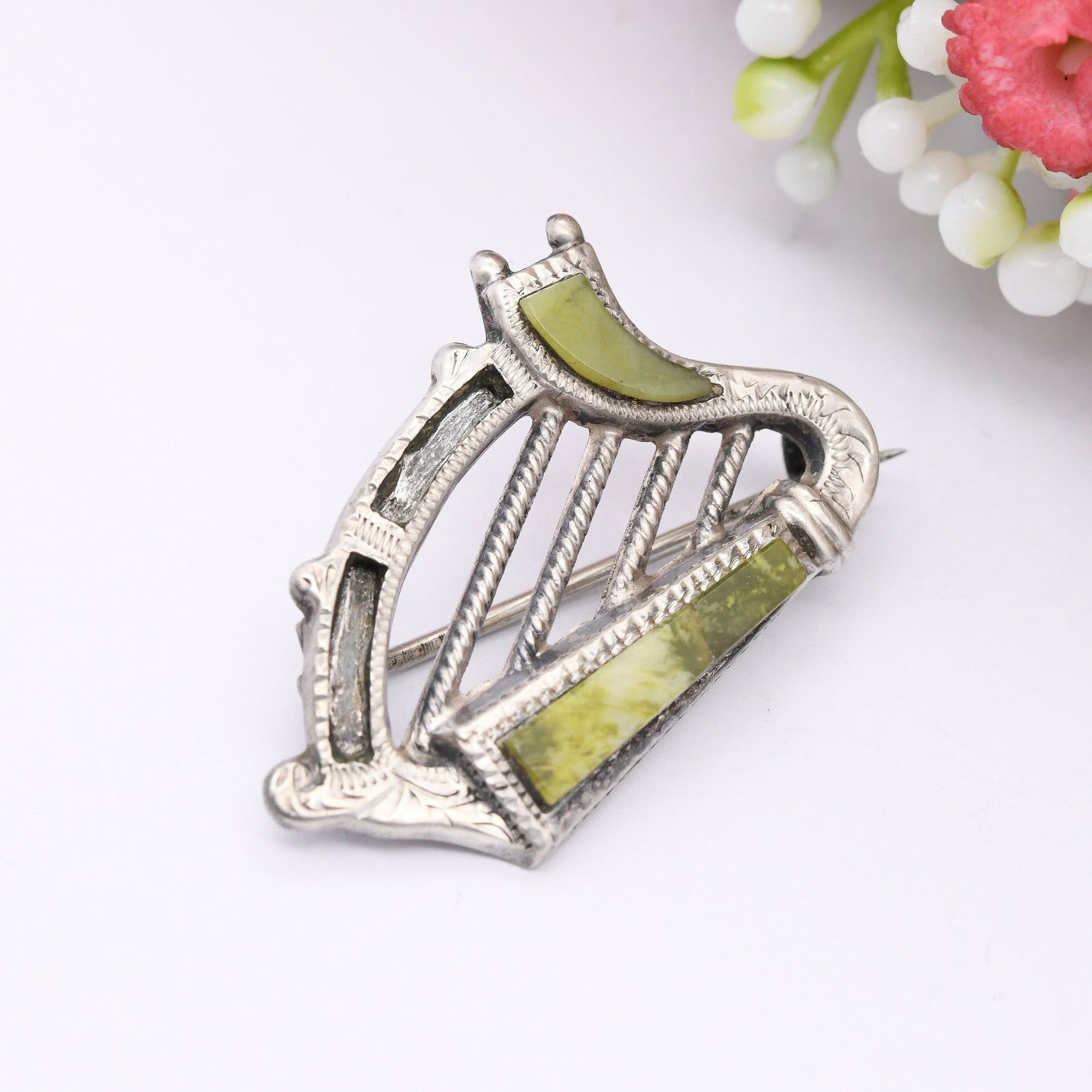 Antique Connemara Marble Sterling Silver Celtic Harp Brooch 1917 - Cláirseach Telyn Instrument Brooch Victorian Scottish Pebble Jewellery