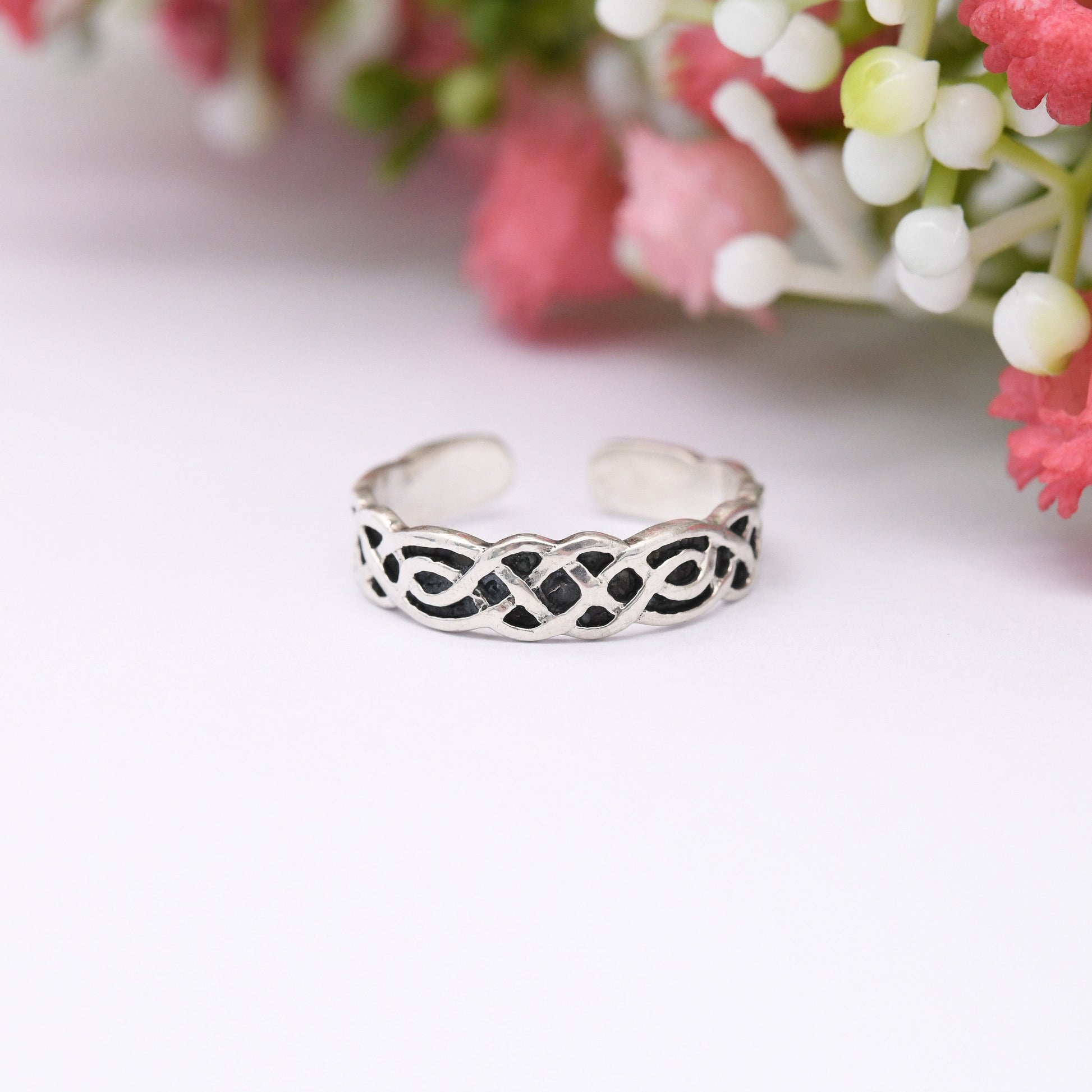 Vintage Sterling Silver Celtic Knot Open Band Ring - Minimal Everyday Jewellery Adjustable Toe Midi Ring | UK Size - G | US Size - 3 1/2