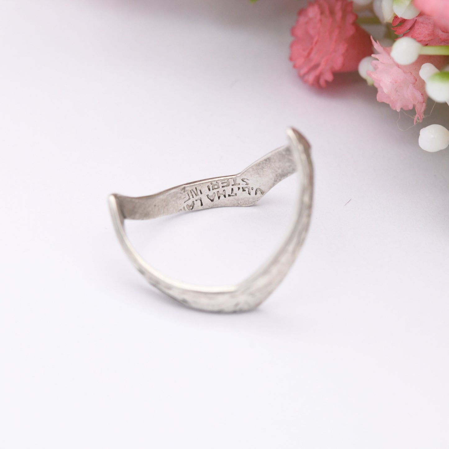 Vintage Sterling Silver Full Wishbone Ring Made in Thailand - V Shape Engraved Band | Pretty Everyday Silver | UK Size - M 1/2 | US Size - 6