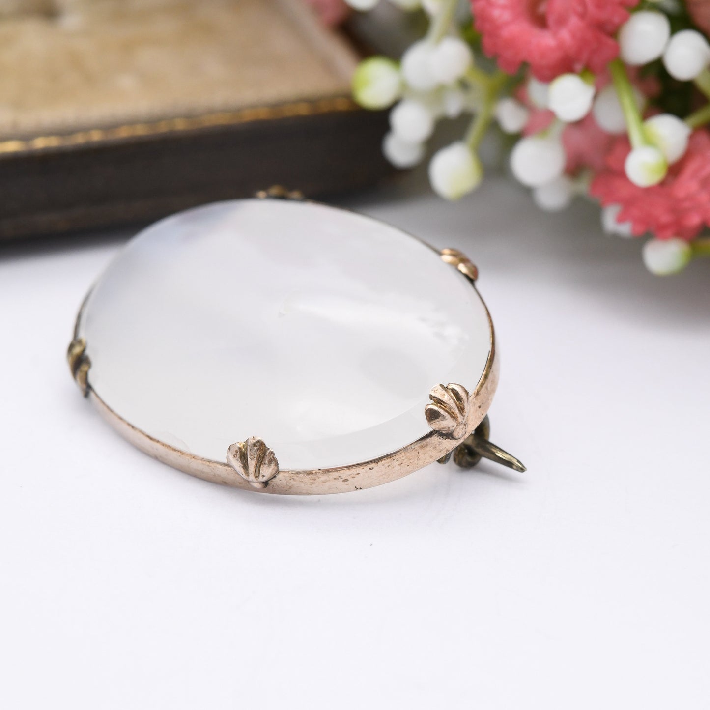 Antique Rolled Gold Chalcedony Brooch - Large Cabochon Translucent Oval Gemstone | Scallop Prongs