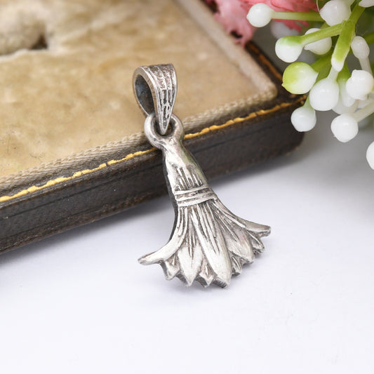 Vintage Egyptian Silver Lotus Flower Pendant - Ancient Egypt Symbol of Rebirth | Detailed Floral Charm | Souvenir Gift