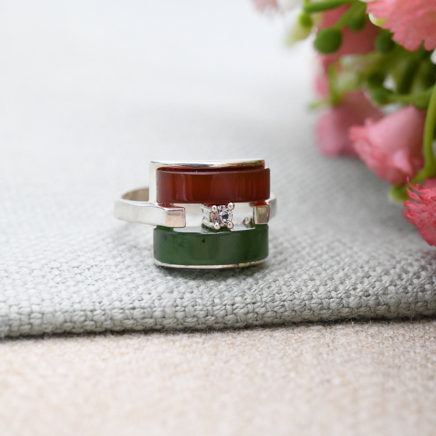 Vintage Silver Pretty Gemstone Ring - Carnelian and Nephrite | Unusual Red and Green Stones Square | Adjustable UK Size - M | US Size - 6