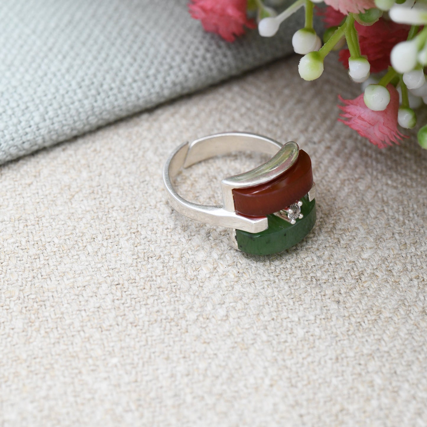 Vintage Silver Pretty Gemstone Ring - Carnelian and Nephrite | Unusual Red and Green Stones Square | Adjustable UK Size - M | US Size - 6