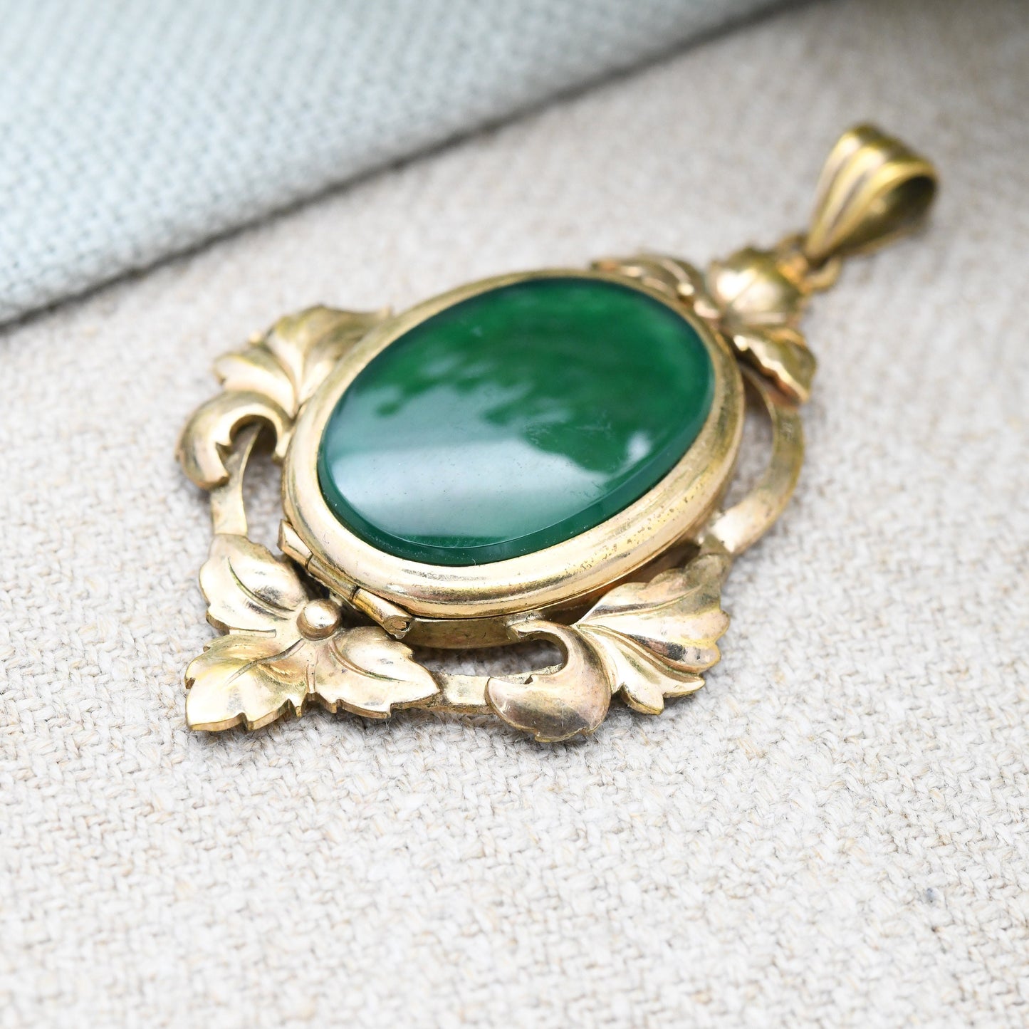 Vintage Rolled Gold Locket Pendant by Sharmaine Paris with Deep Green Stone - Ornate Art Nouveau Style | Gold Tone Gold Fix